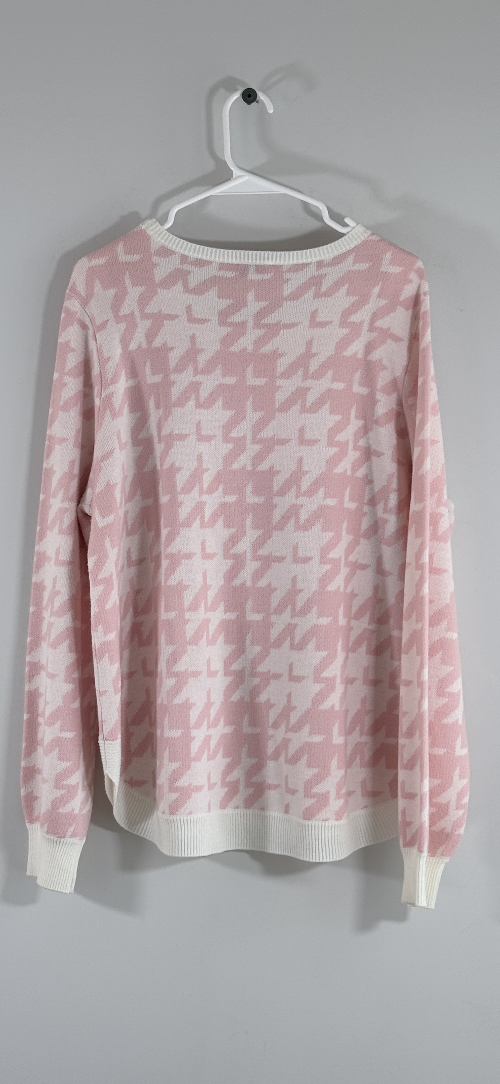 Crown & Ivy Houndstooth Sweater thumbnail 3