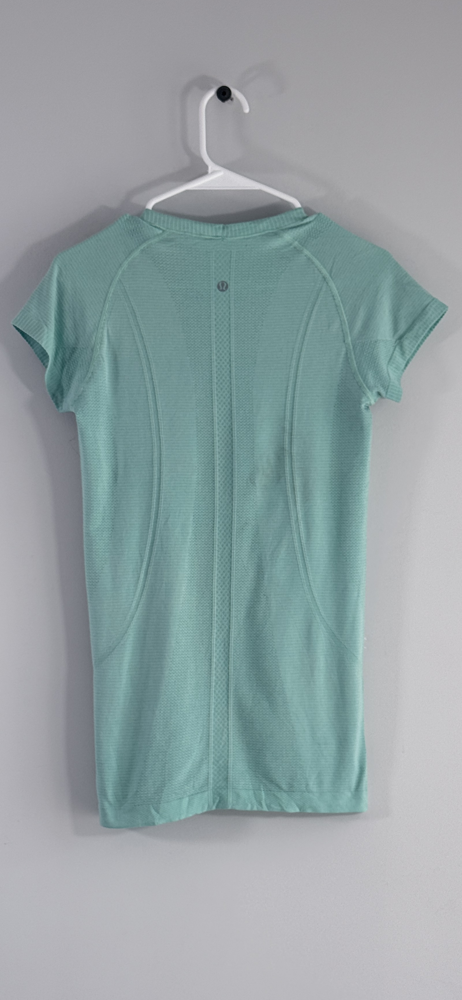 Lululemon Swiftly Tech Short Sleeve thumbnail 4
