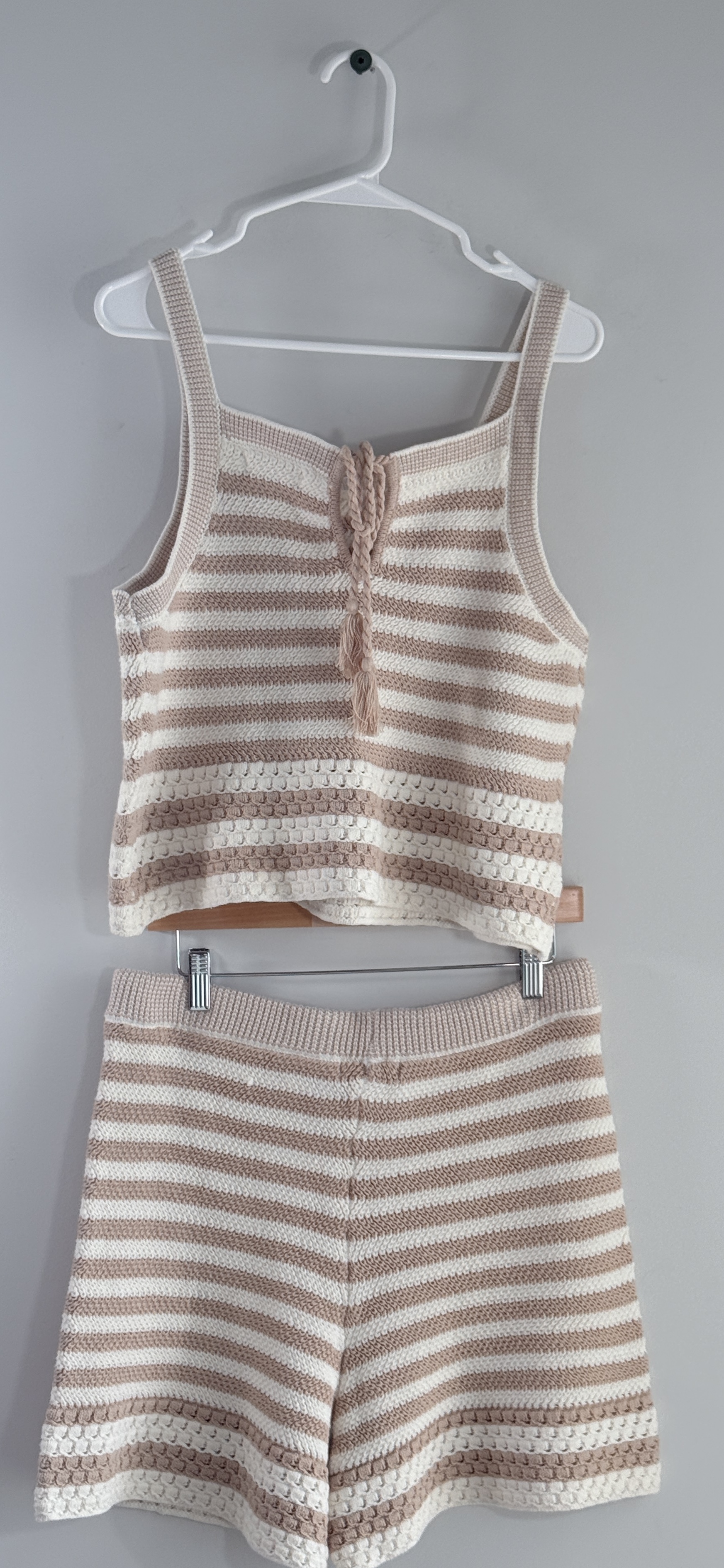 House of Harlow 1960 Set Beige Striped thumbnail 3