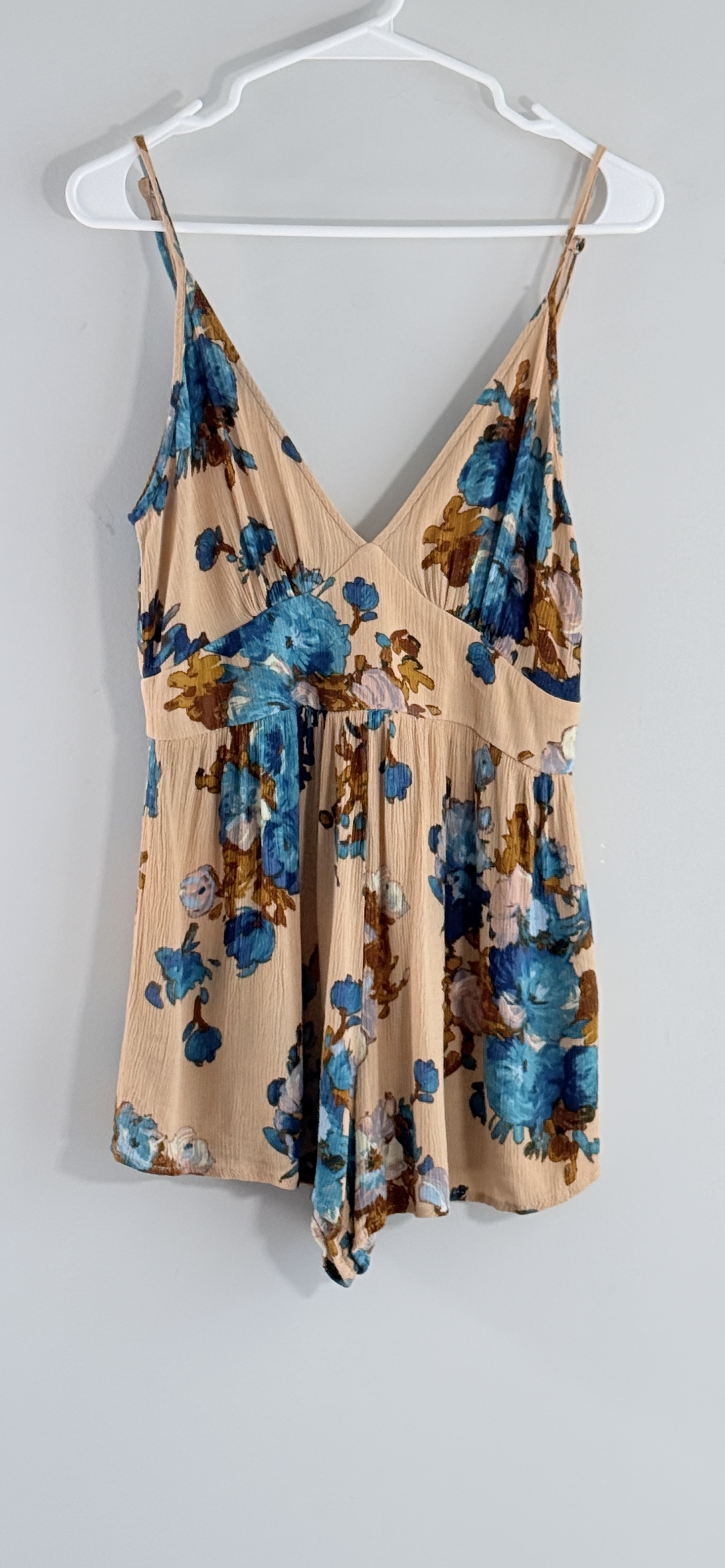 Vestique Floral V-Neck Babydoll Romper thumbnail 2