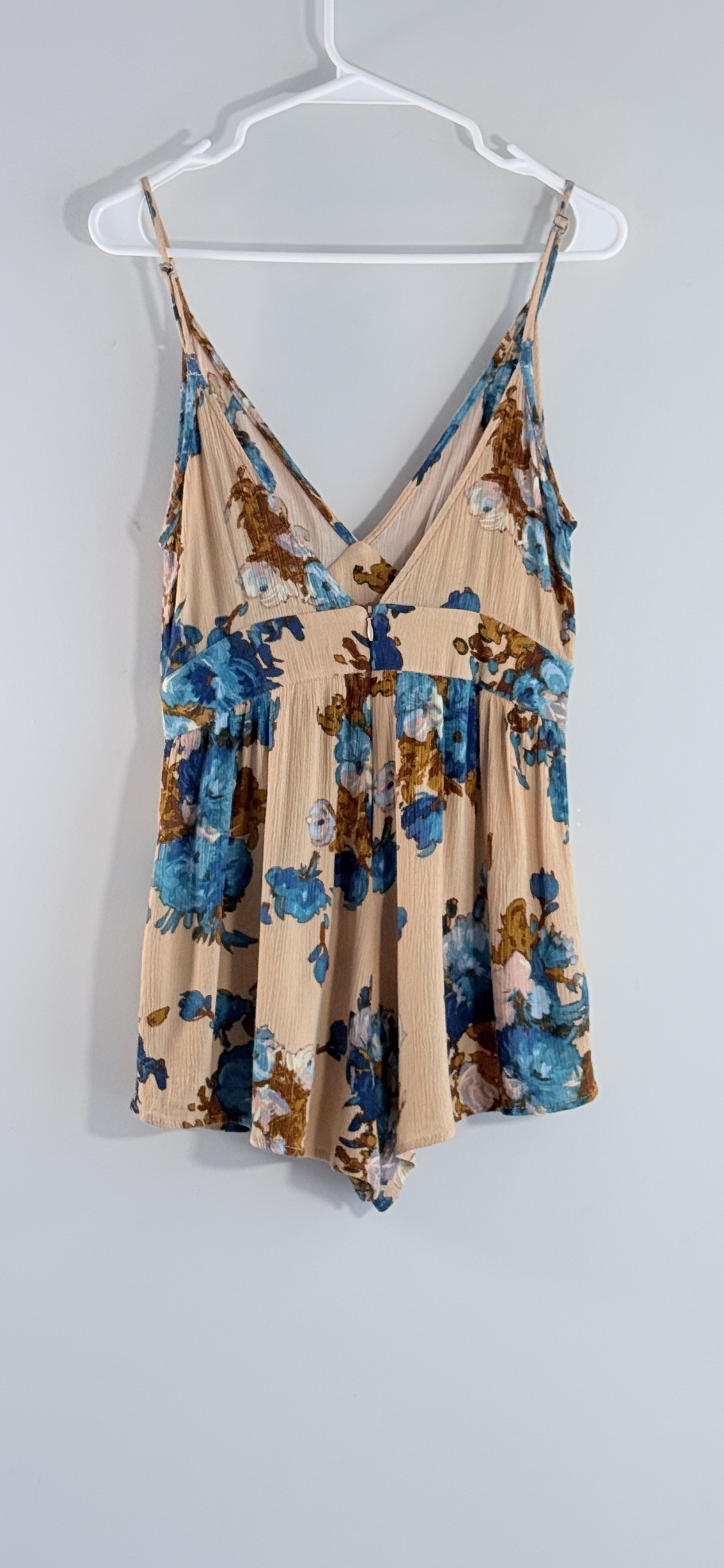Vestique Floral V-Neck Babydoll Romper thumbnail 3