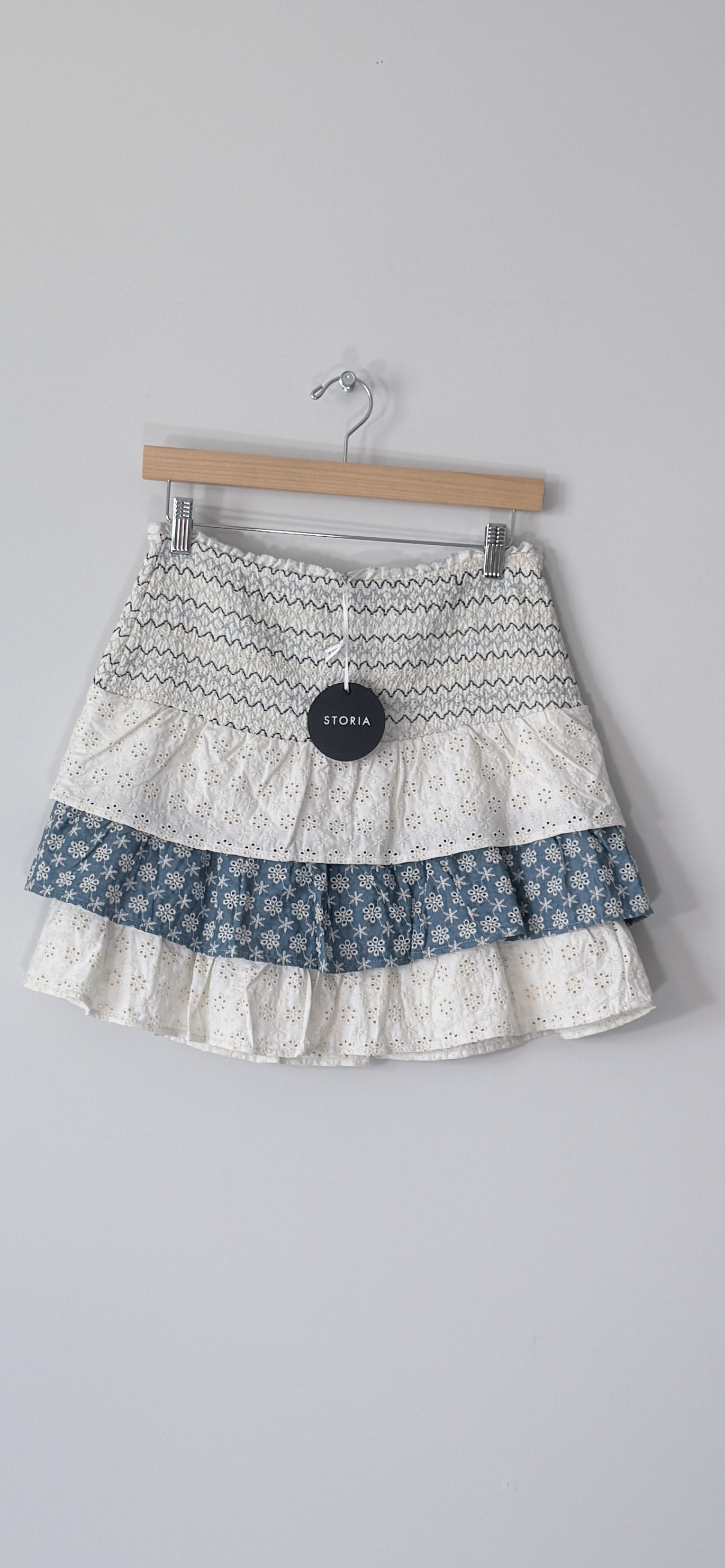 Storia Flower Eyelet Layers Mini Skirt thumbnail 2