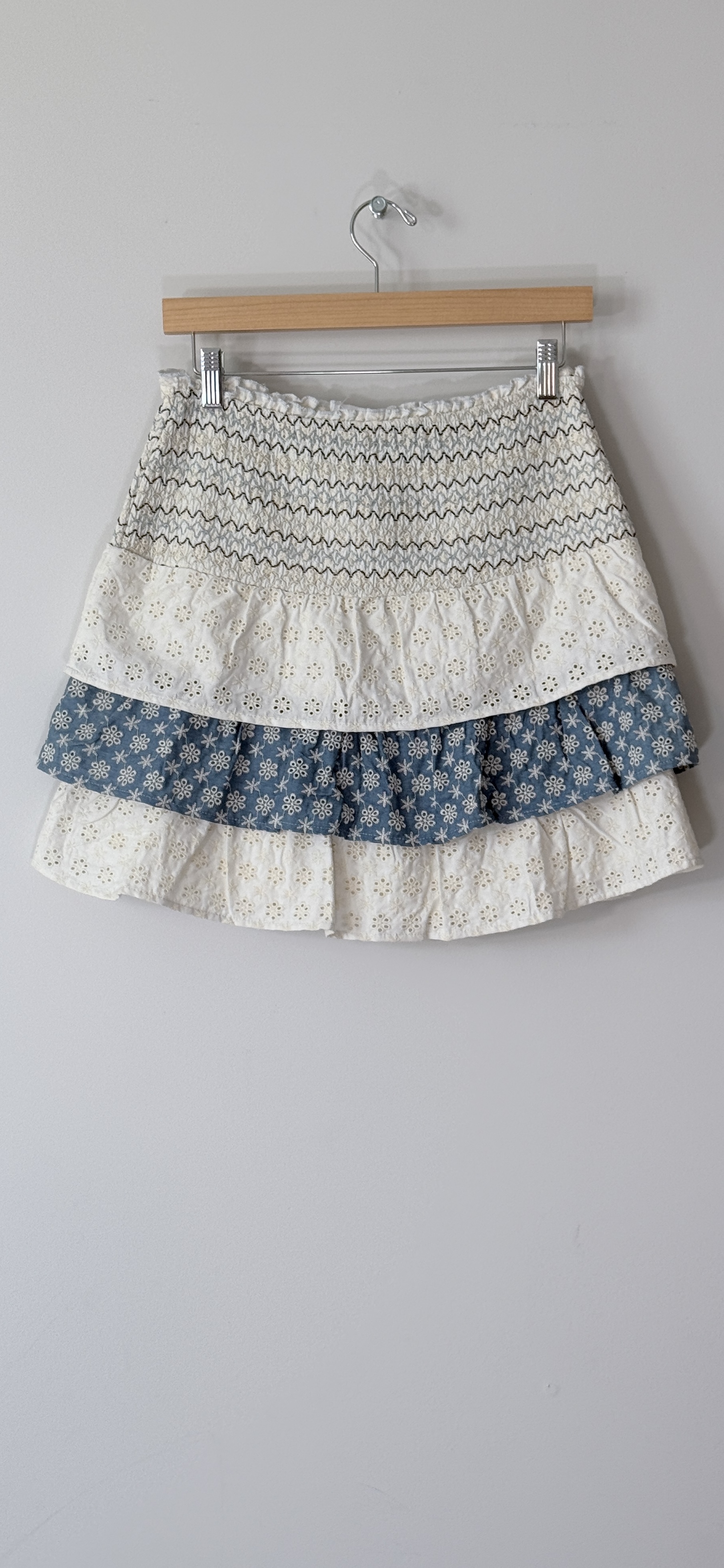 Storia Flower Eyelet Layers Mini Skirt thumbnail 3