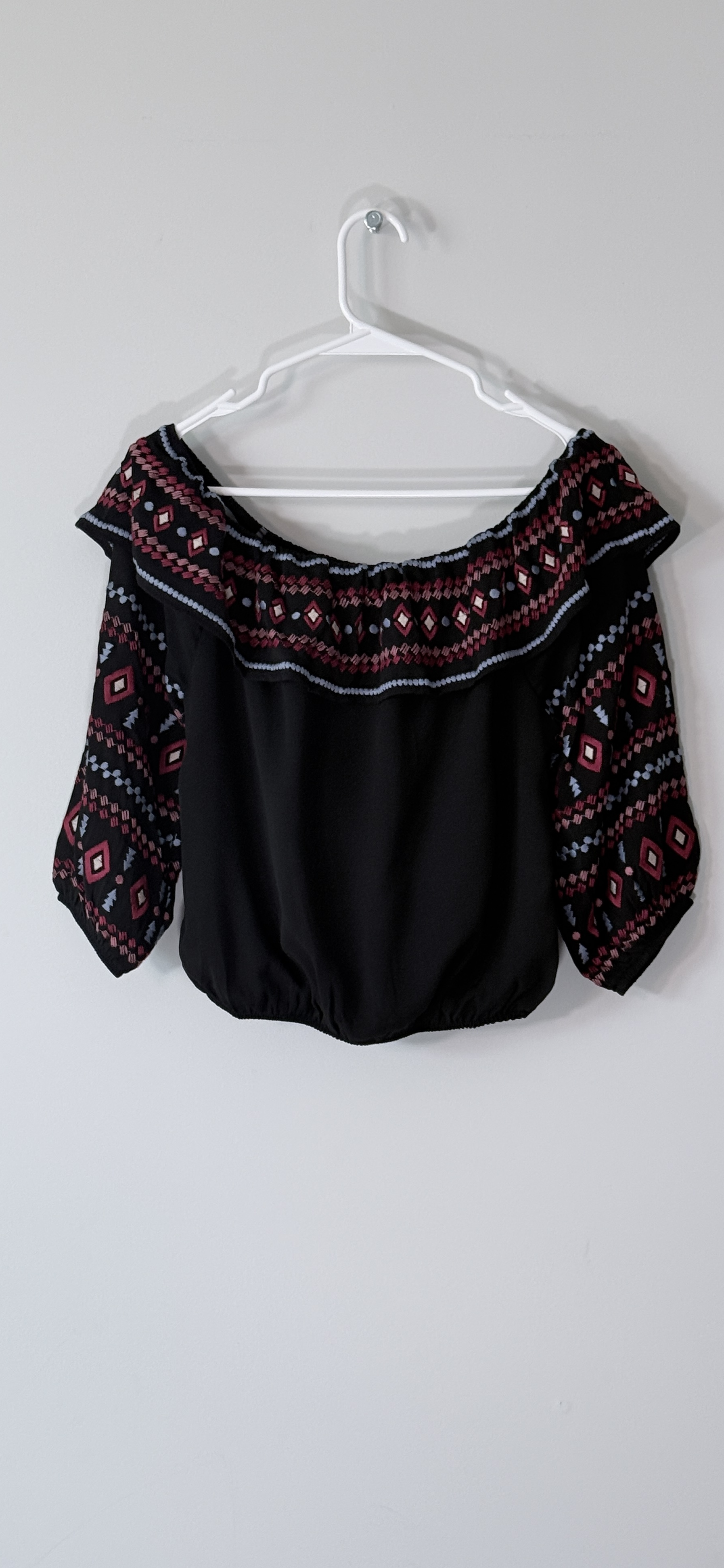 Savannah Jane Off-The-Shoulder Embroidered Boho Crop Top thumbnail 3