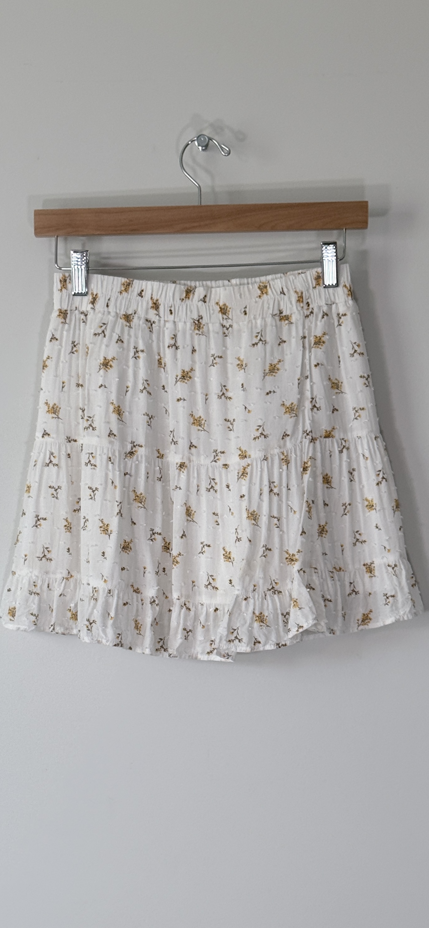 Forever 21 Tiered Floral Smocked Mini Skirt thumbnail 2