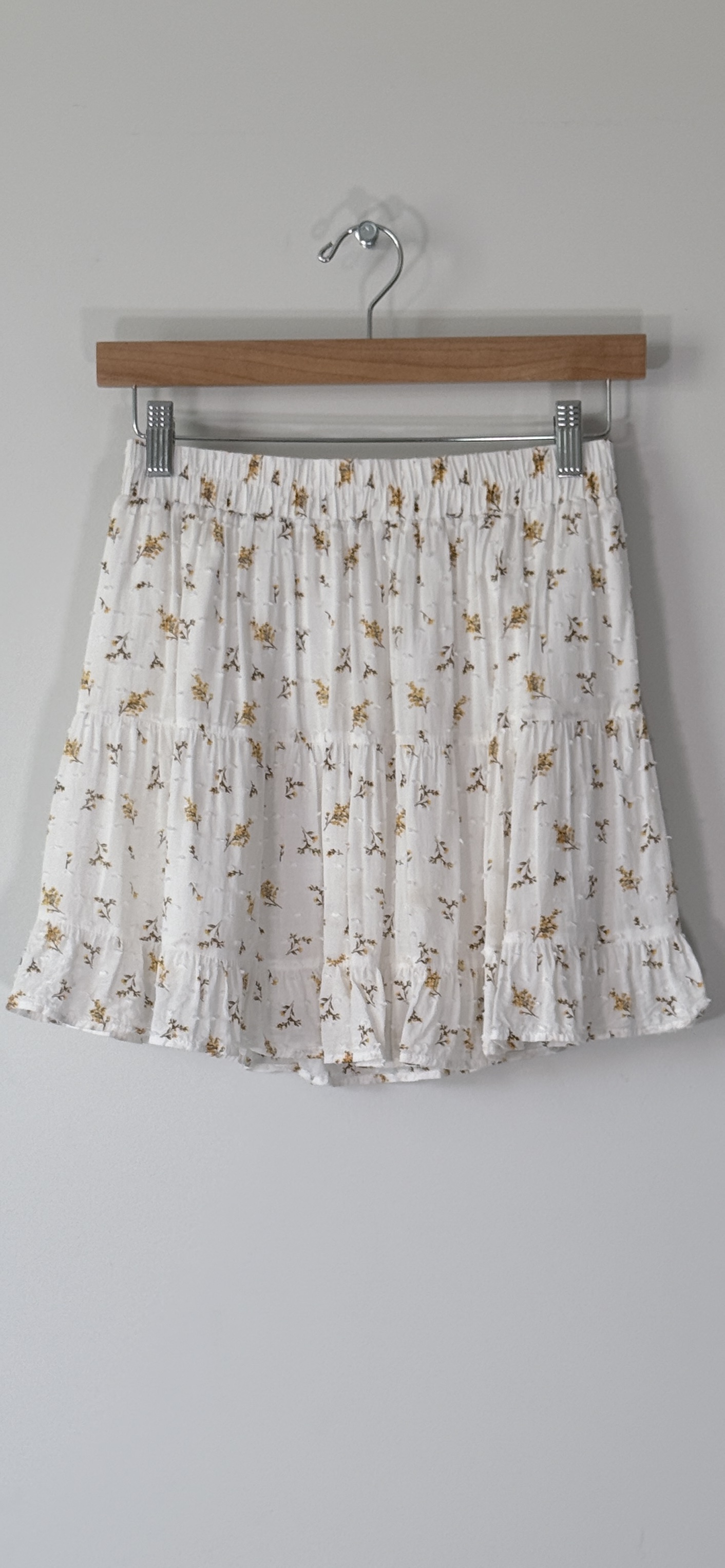 Forever 21 Tiered Floral Smocked Mini Skirt thumbnail 3