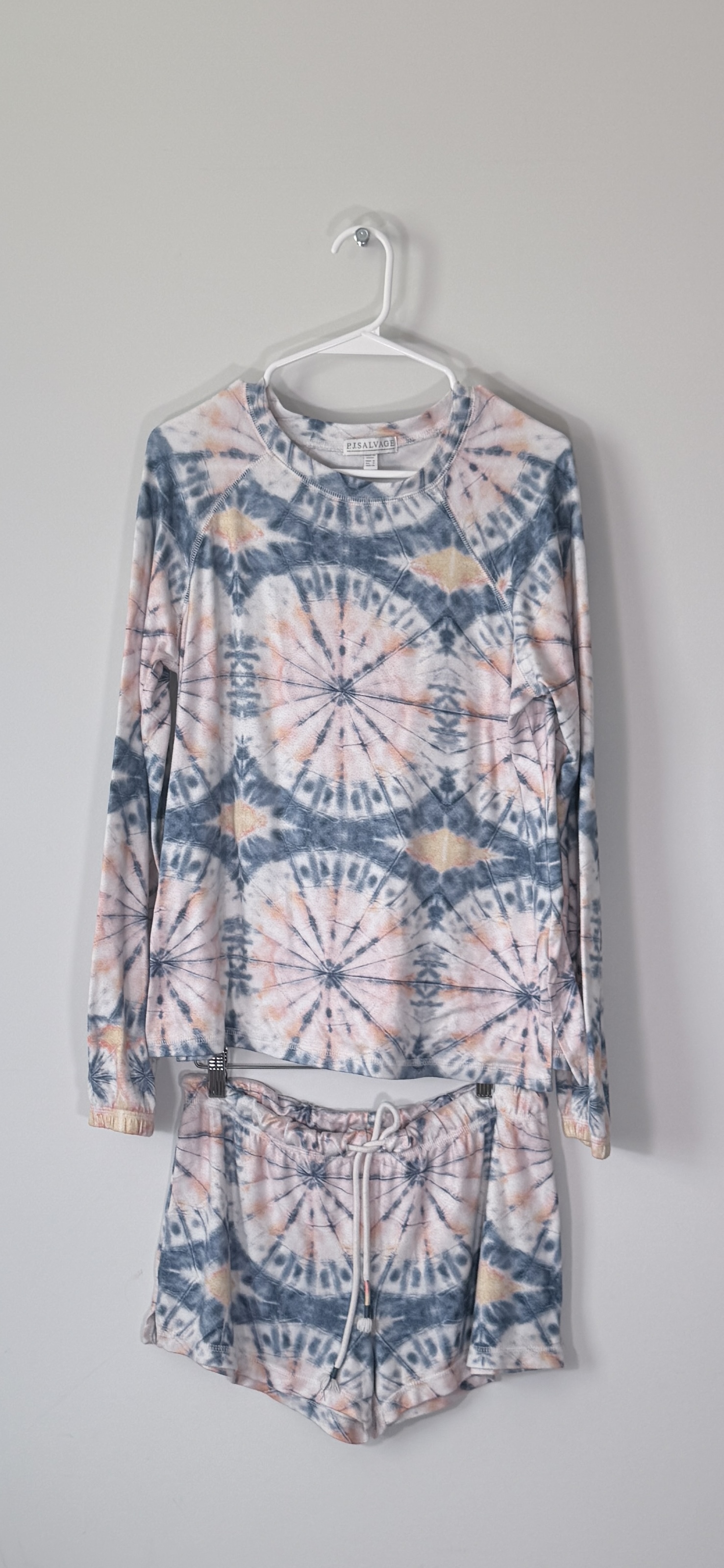 P.J. Salvage "2Die4" Tie-Dye Long-Sleeve Loungewear Set thumbnail 2
