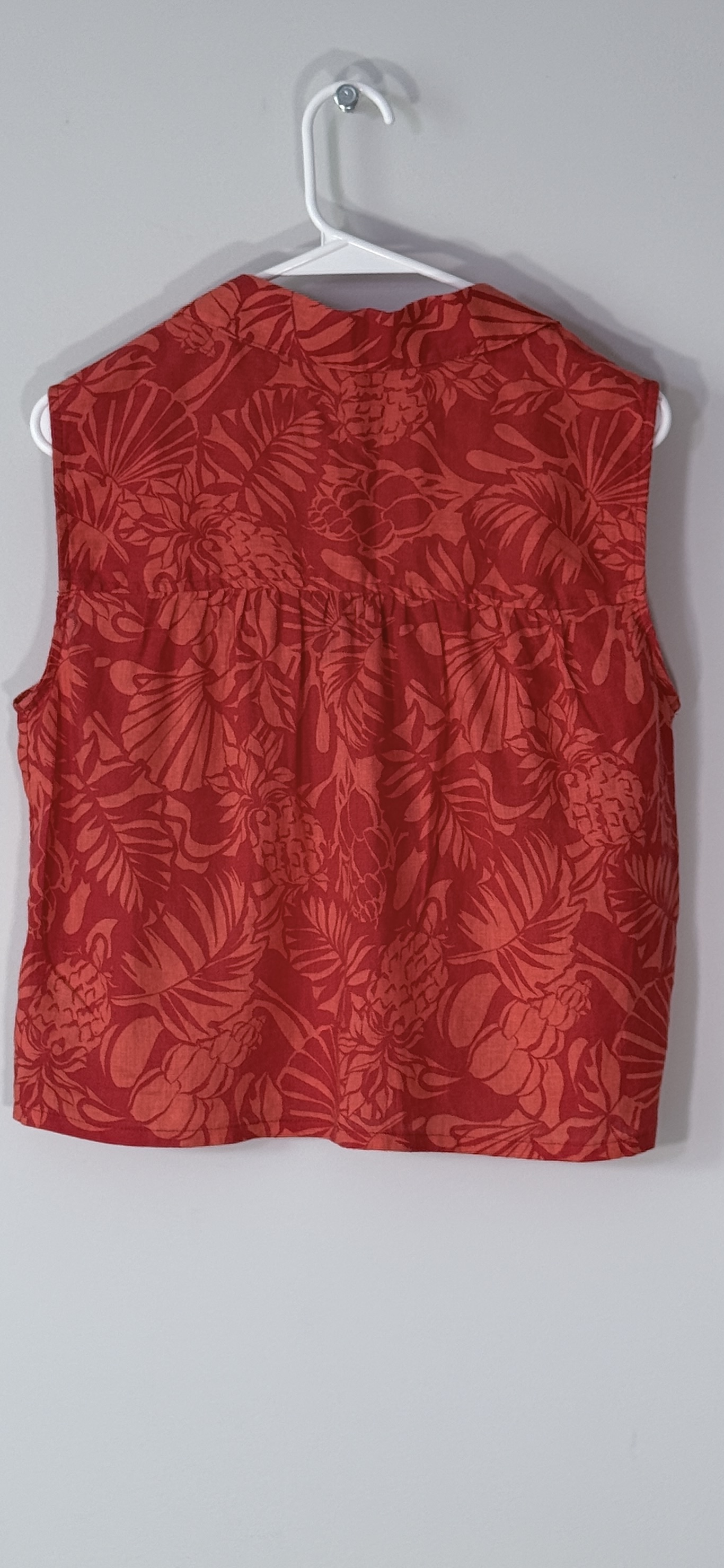 Nicole Miller New York Sleeveless Tropical Button-Front Blouse thumbnail 3