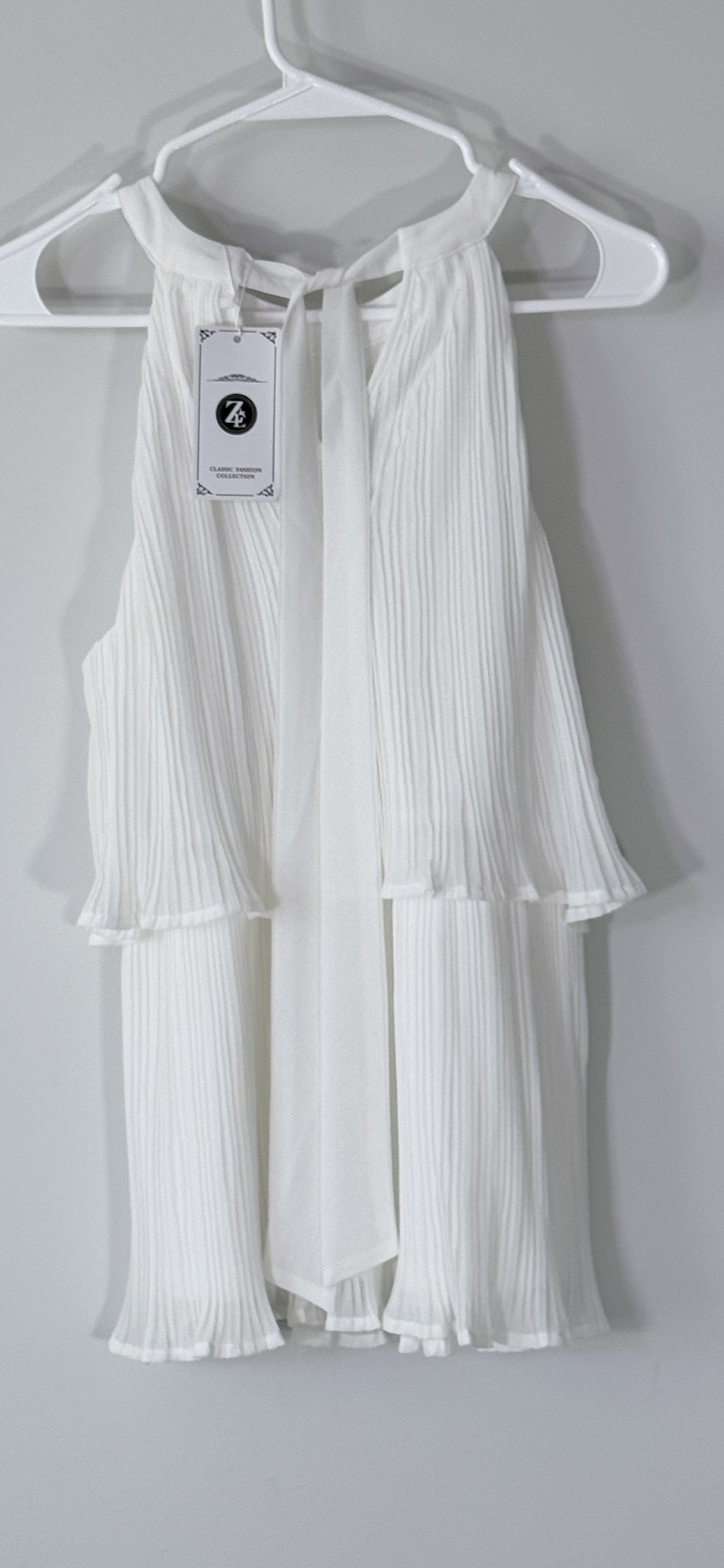 ZESICA White Pleated Halter Top thumbnail 3