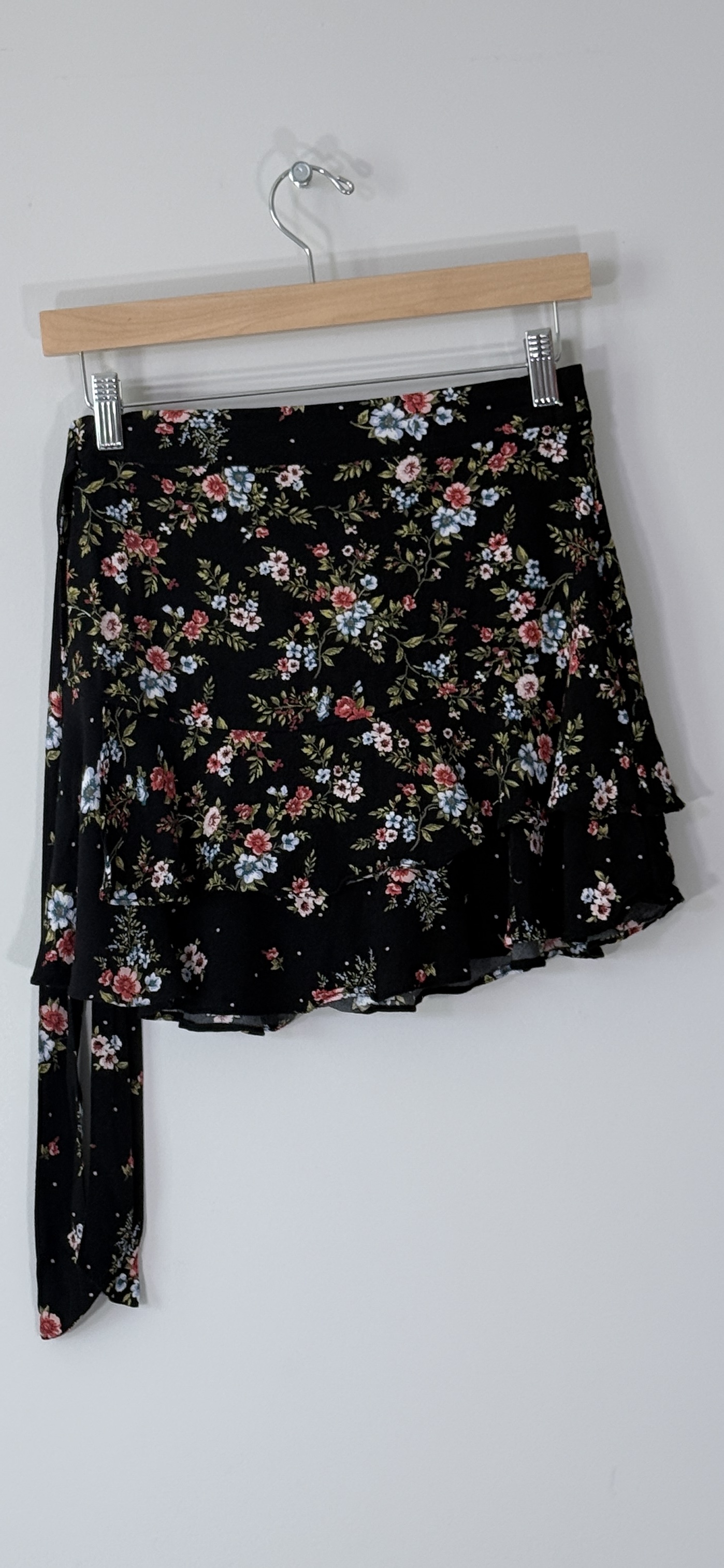 Forever 21 Black Ditsy Floral Ruffle Wrap Skirt thumbnail 3