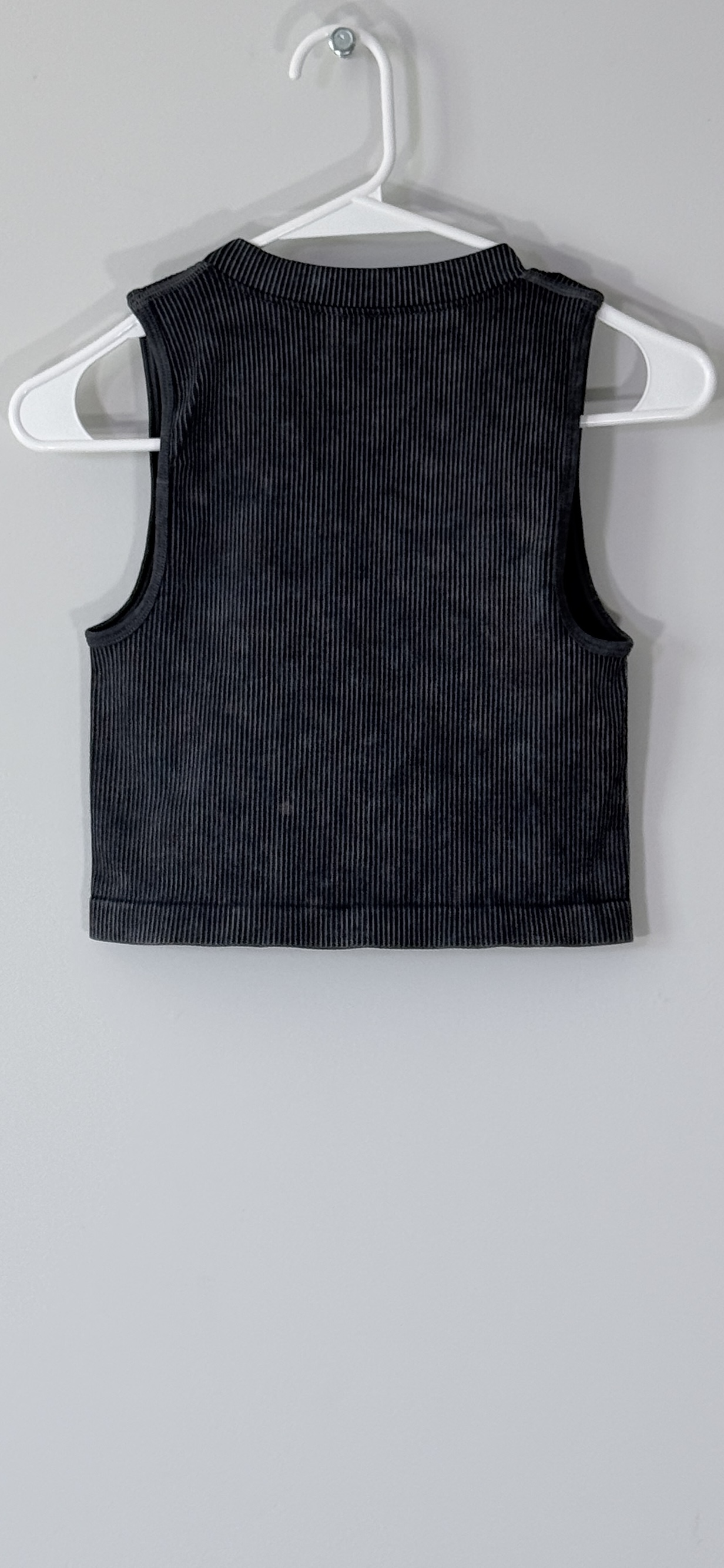 OQQ Washed Ribbed Seamless High-Neck Cropped Tank Top thumbnail 3