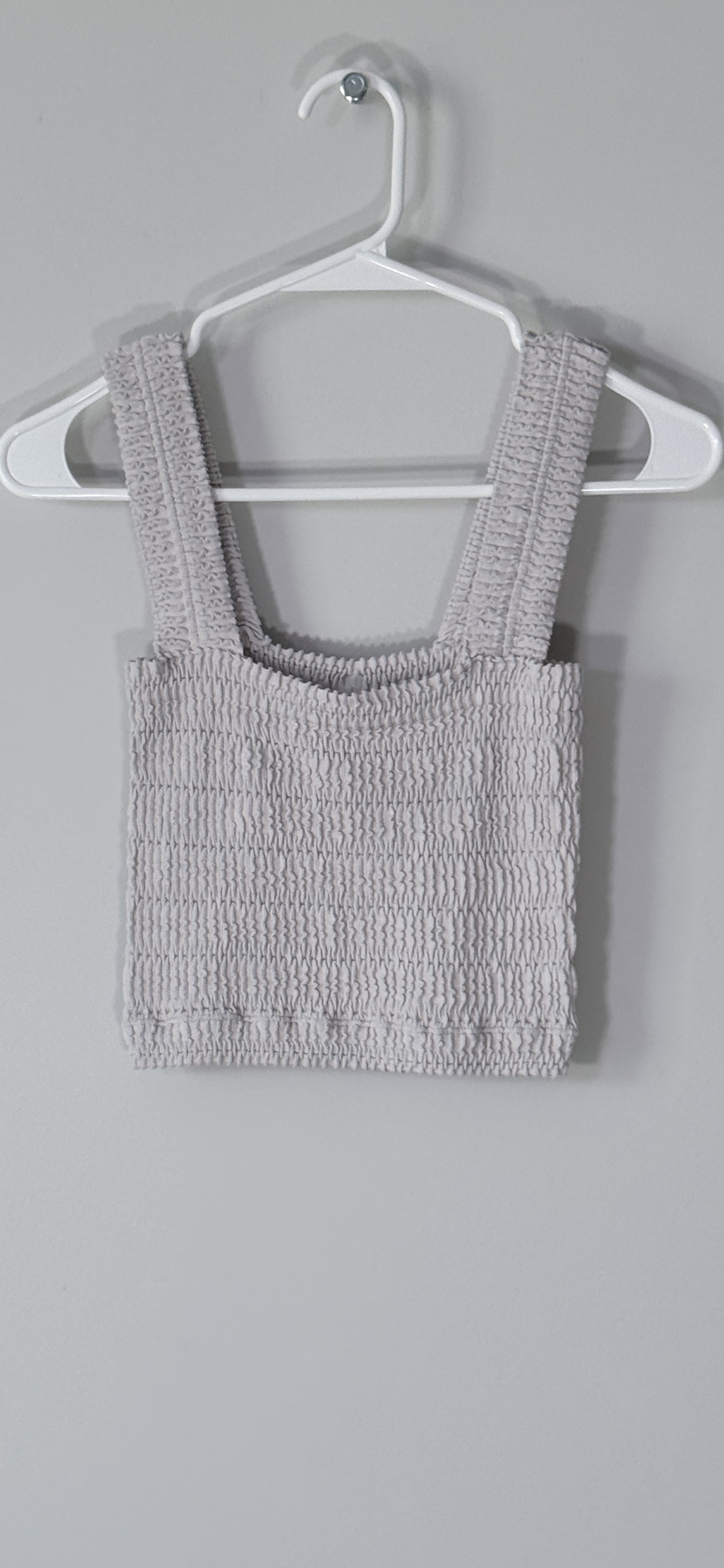 ANWND Sleeveless Smocked/Shirred Square-Neck Crop Top thumbnail 2