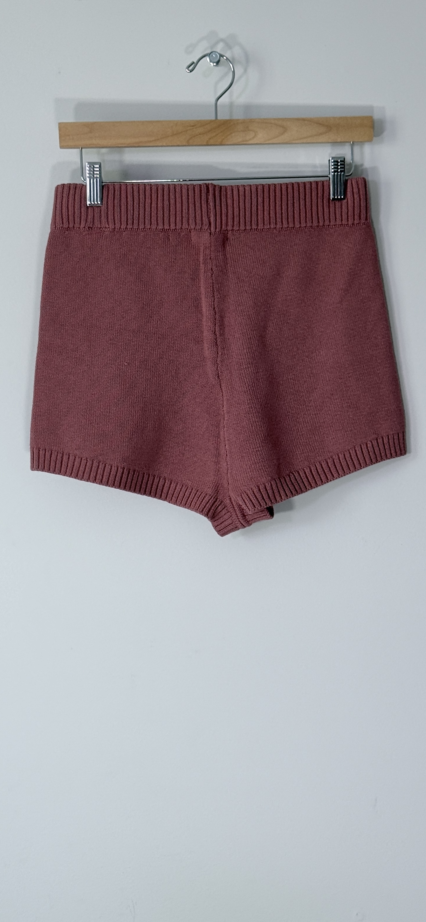525 High-Waist Ribbed Knit Shorts thumbnail 3