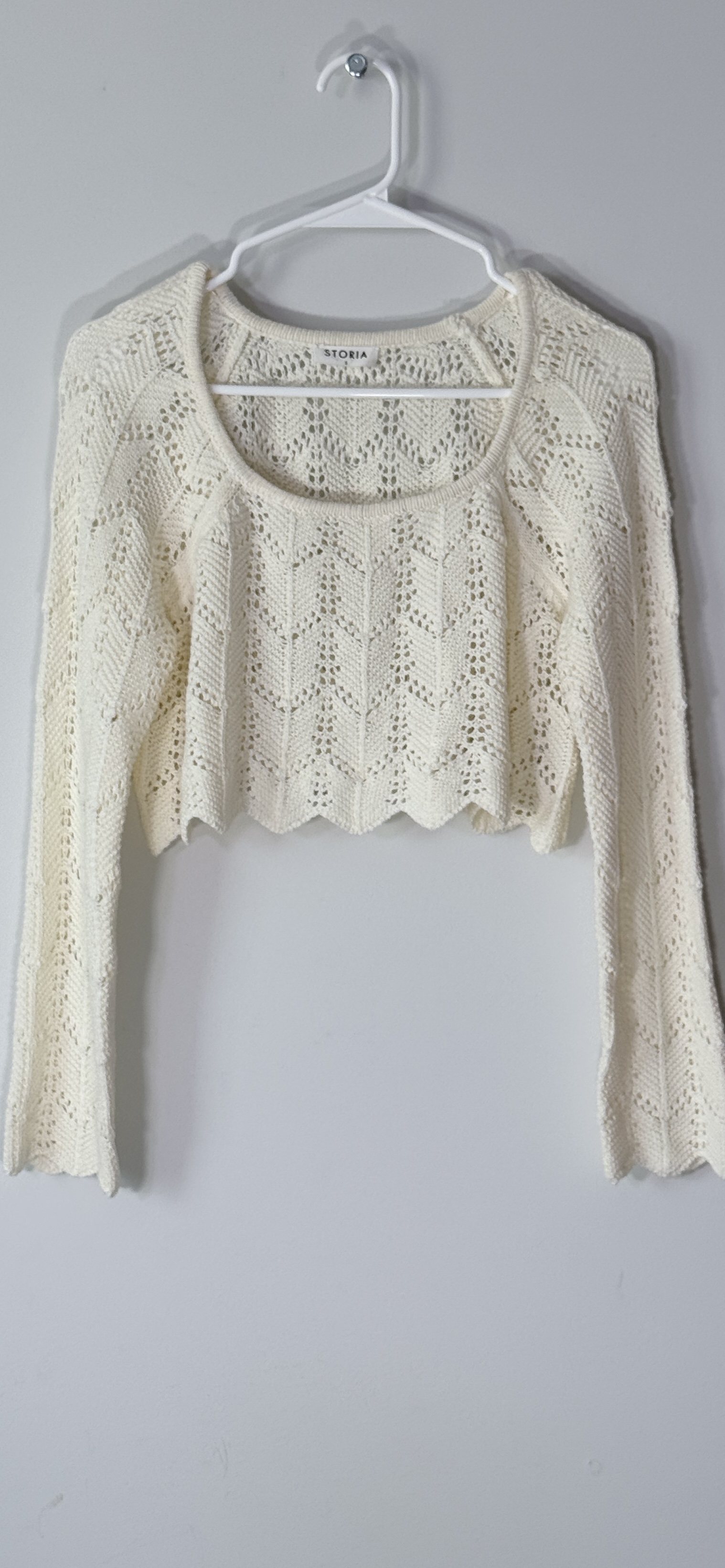 Storia Crochet Knit Chevron Cropped Top thumbnail 2