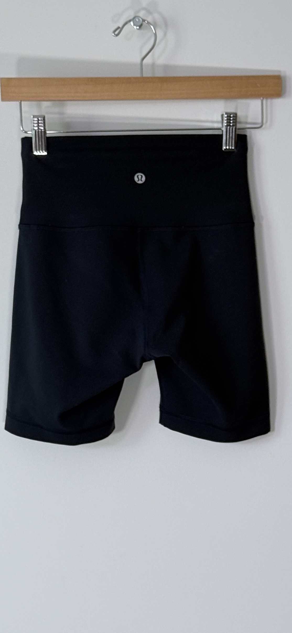 Lululemon Wunder Train High-Rise Shorts thumbnail 4