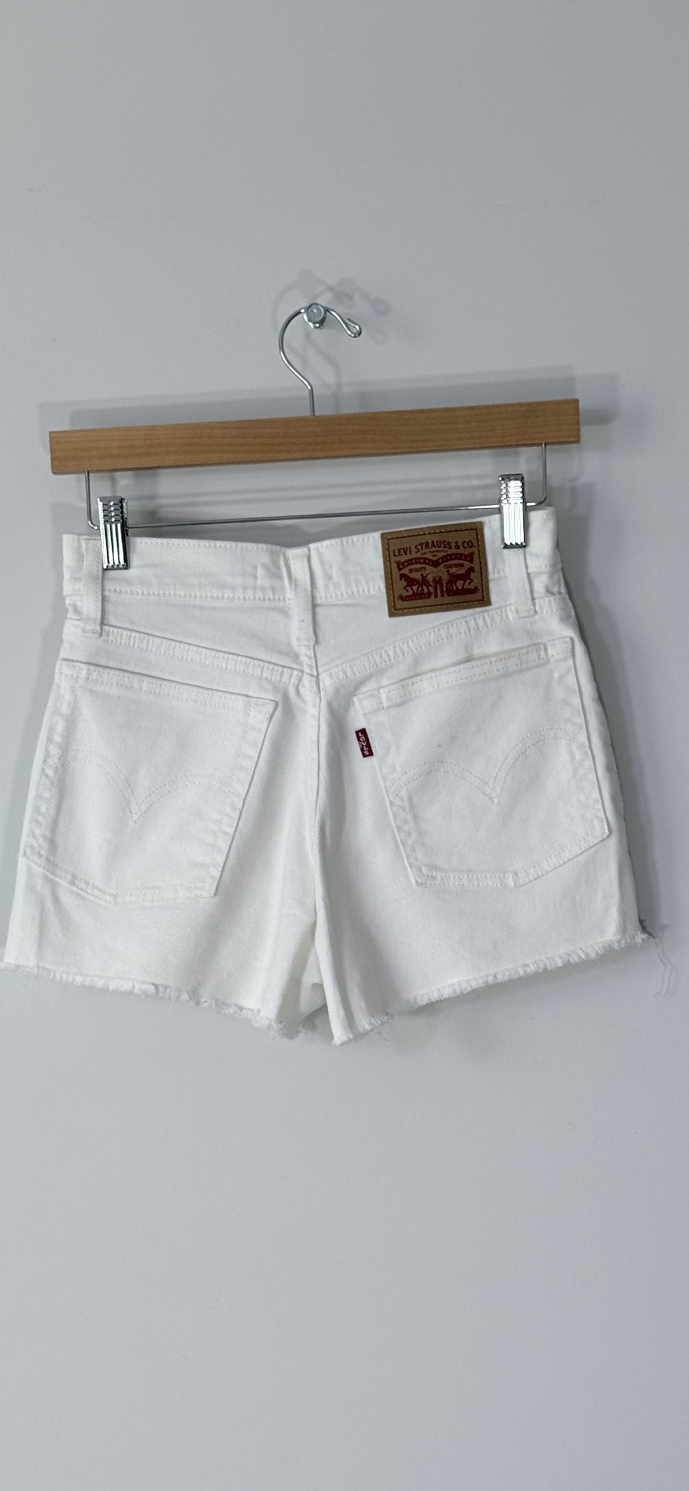 Levi's Original High-Rise Cutoff Denim Shorts thumbnail 3