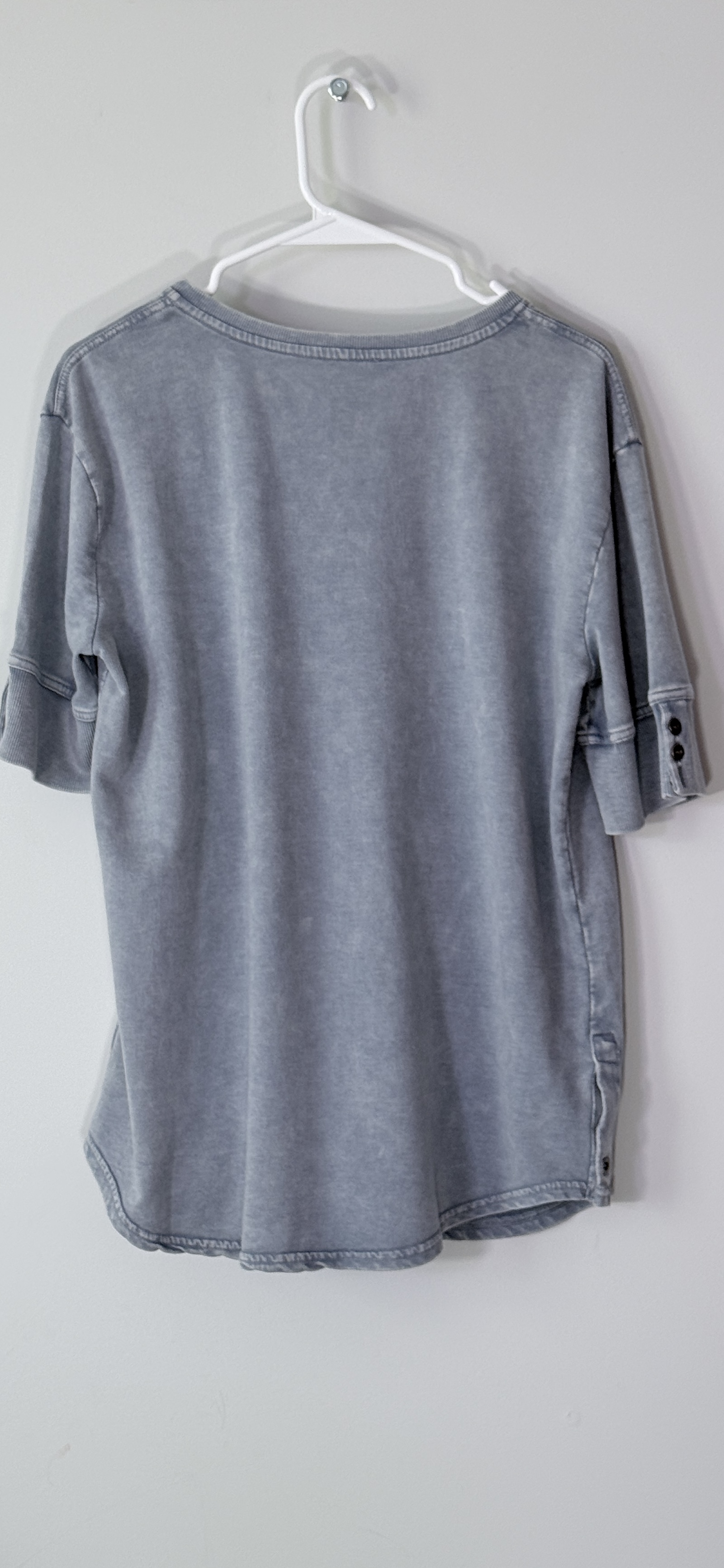 Jane Delancey Blue Short Sleeve V-Neck Sweatshirt thumbnail 4