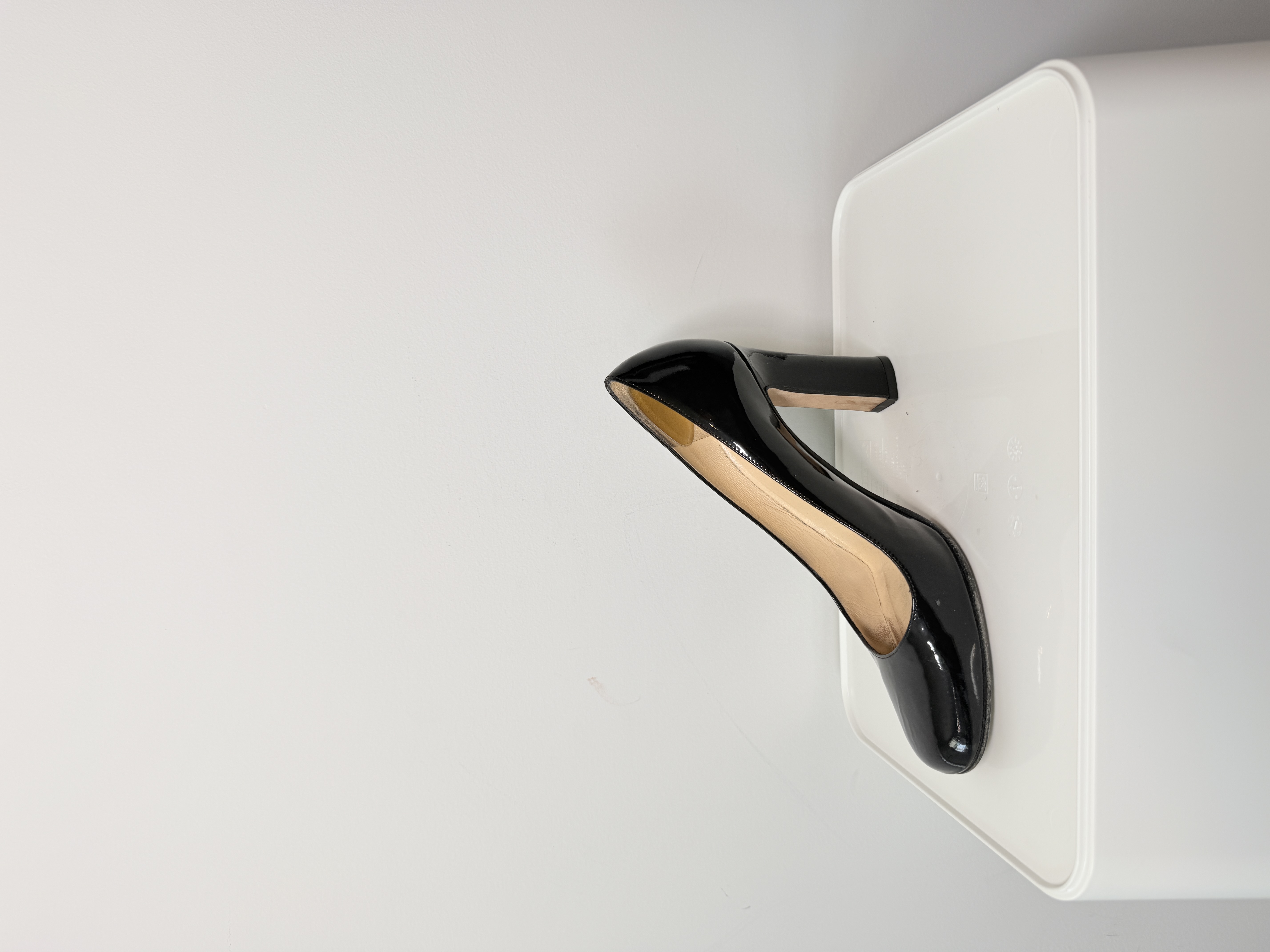 Kate Spade Black Patent Leather Pump thumbnail 5
