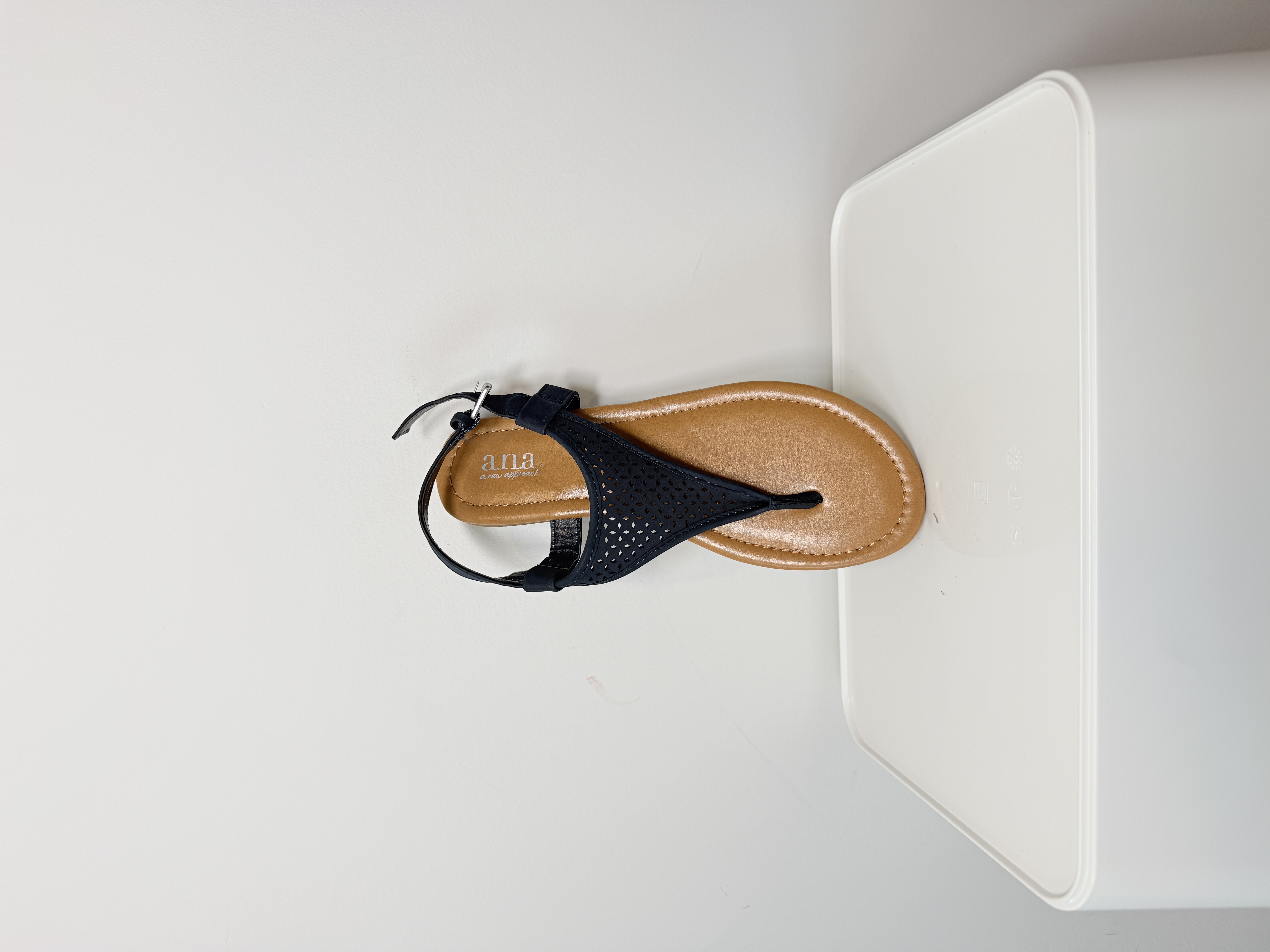 a.n.a A New Approach Women's T-strap Flat Sandals thumbnail 3