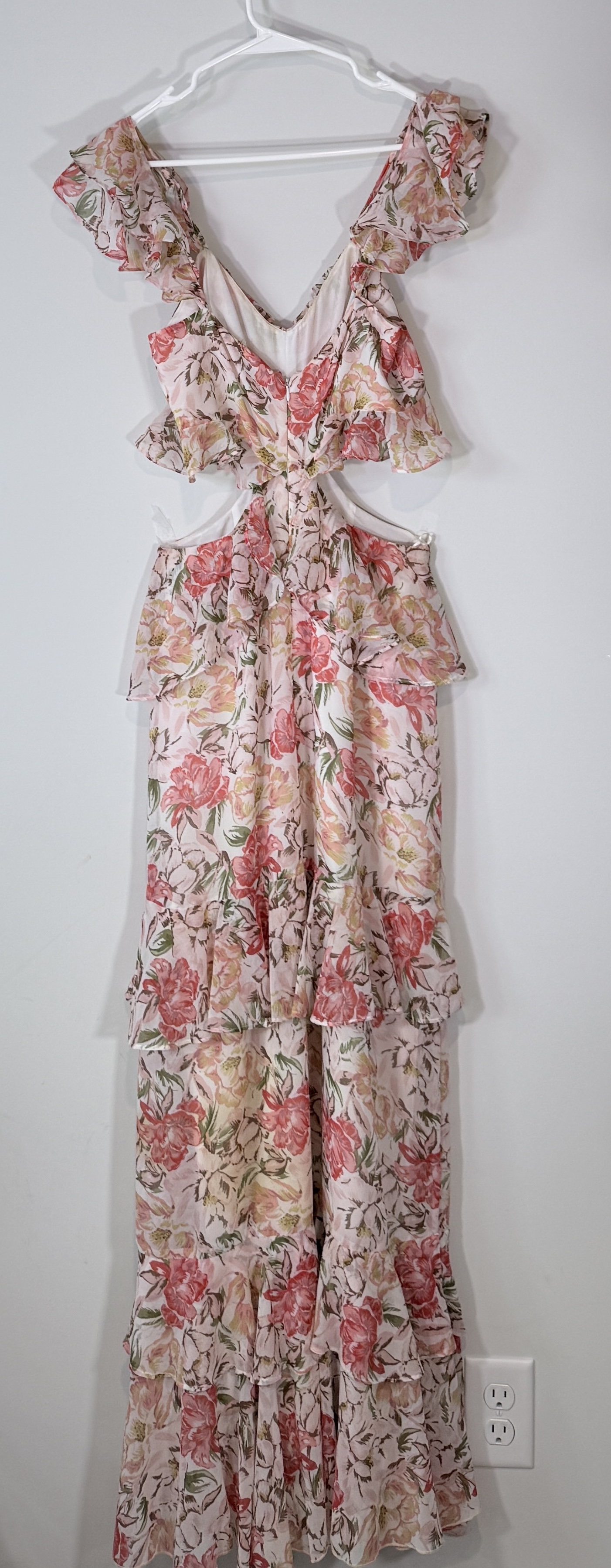 WAYF Milan Ruffled Cutout Maxi Dress thumbnail 4