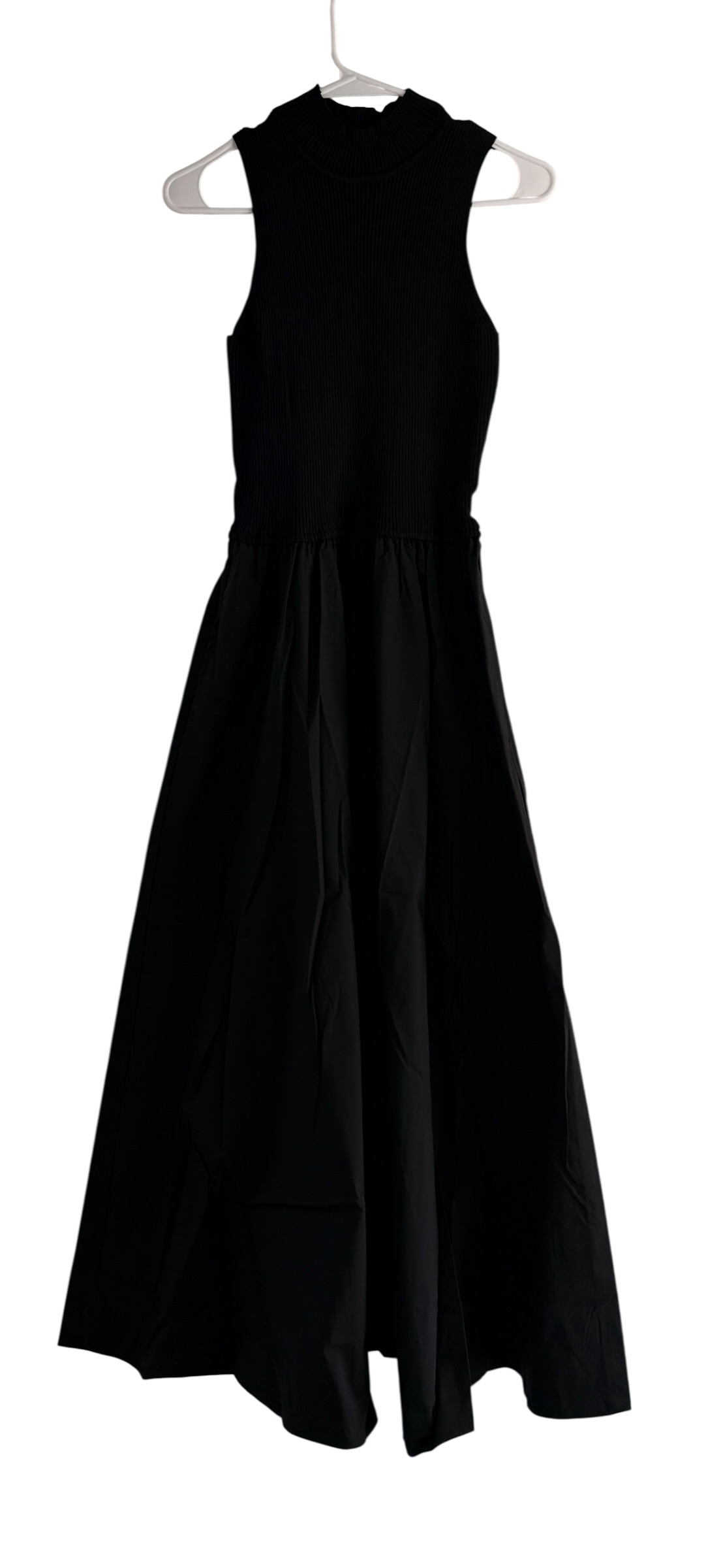 Elan Sleeveless Halter Maxi Dress thumbnail 2
