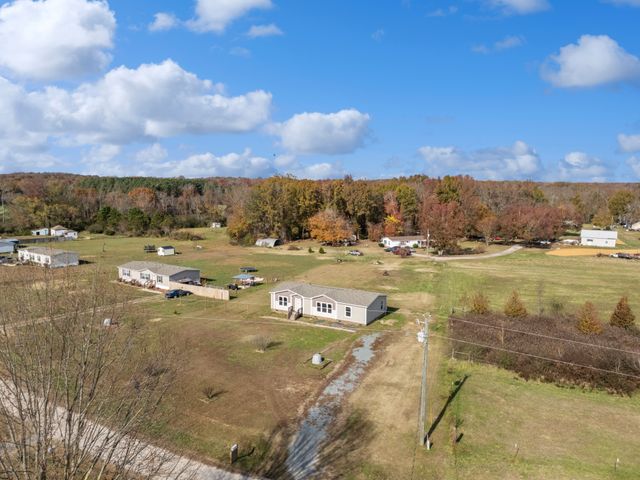 104 Myers Ln-01