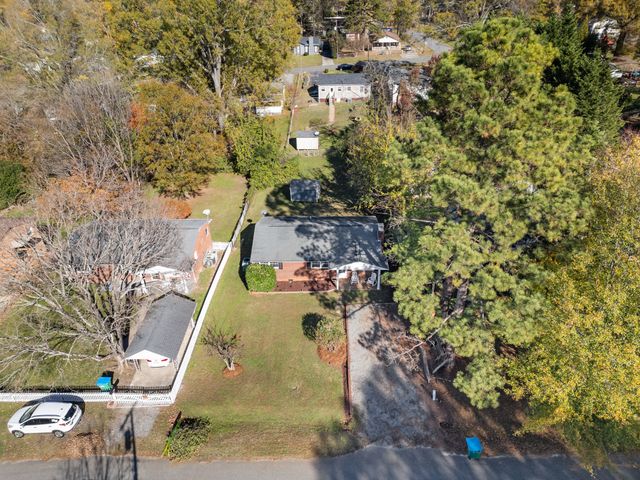 521 E Ohio Ave-03