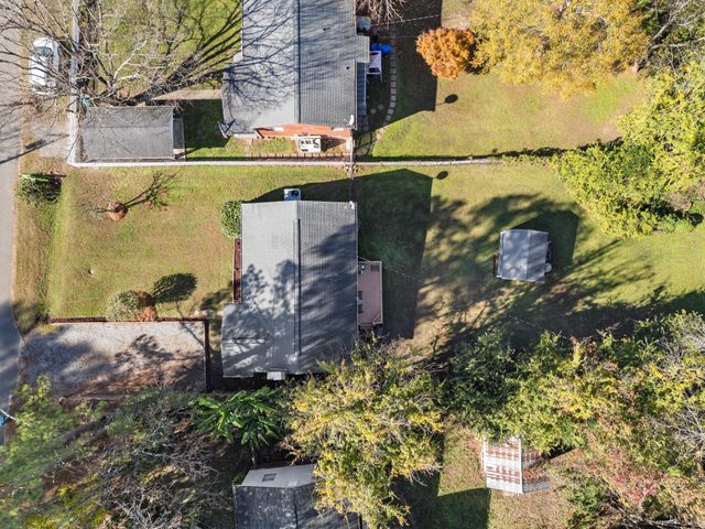 521 E Ohio Ave-06