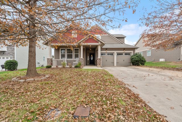 204 Planters Way-42