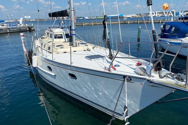 Image of 2018 OVERSEAS 394