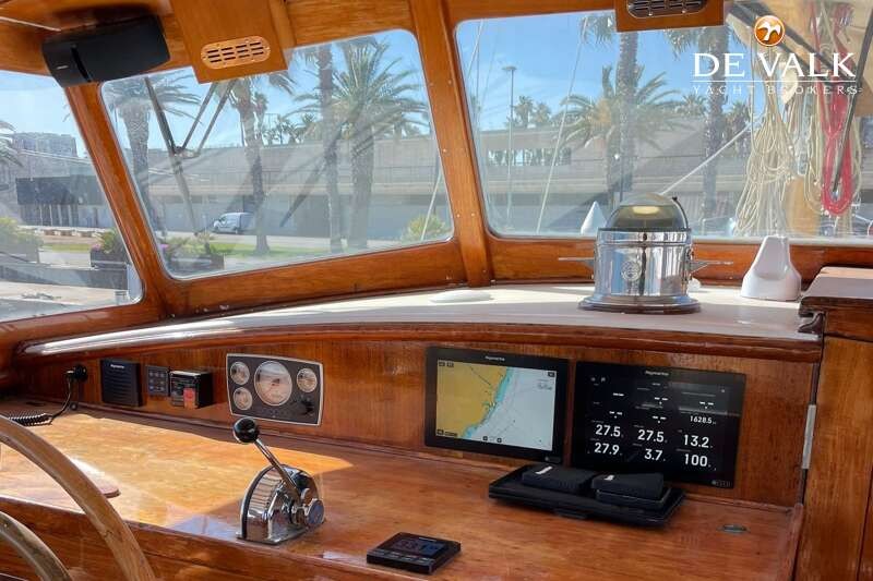 Thumbnail 4 of 1961 SPARKMAN & STEPHENS 75