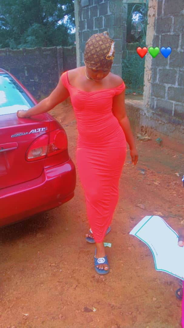 Ella's profile picture