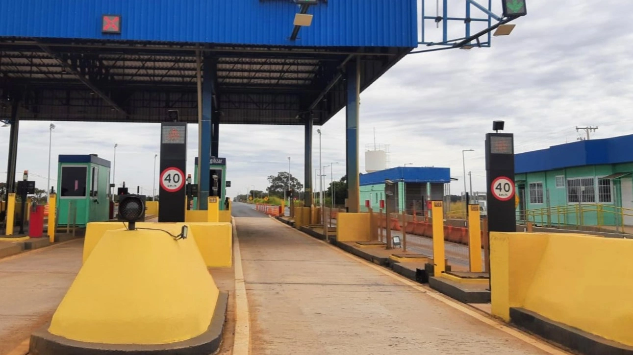 EPR instala medidores de velocidade em praças de pedágio da região