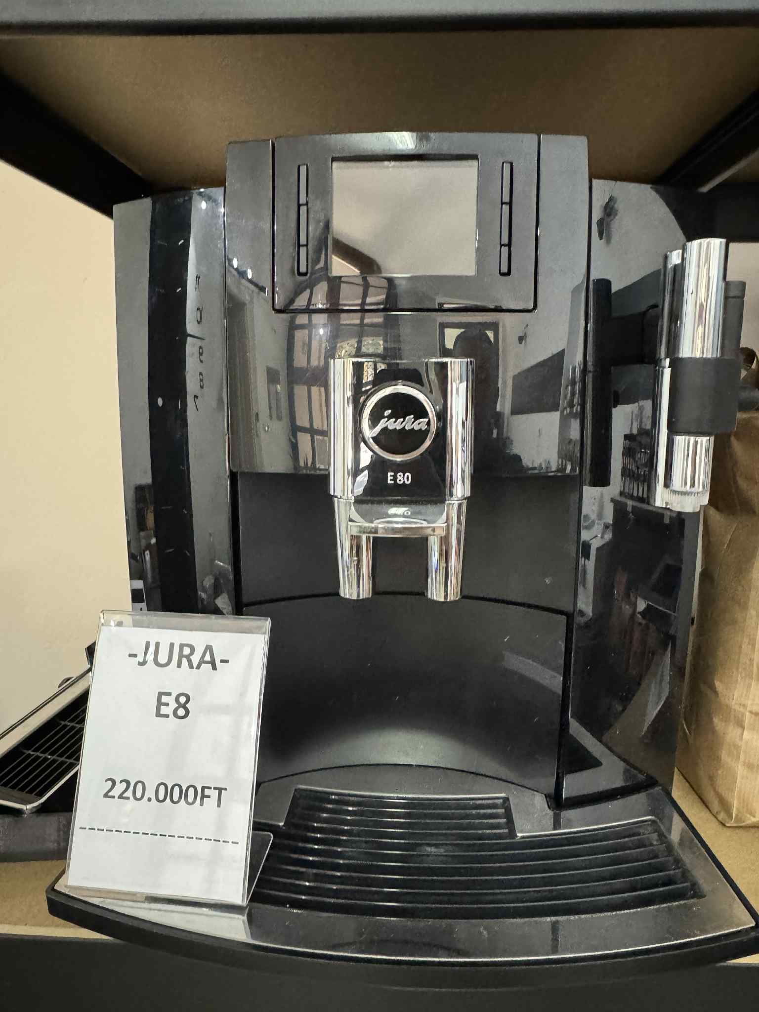 -JURA- E8
