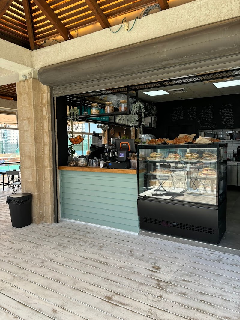 CaFederer קפדרר קפה&טניס
