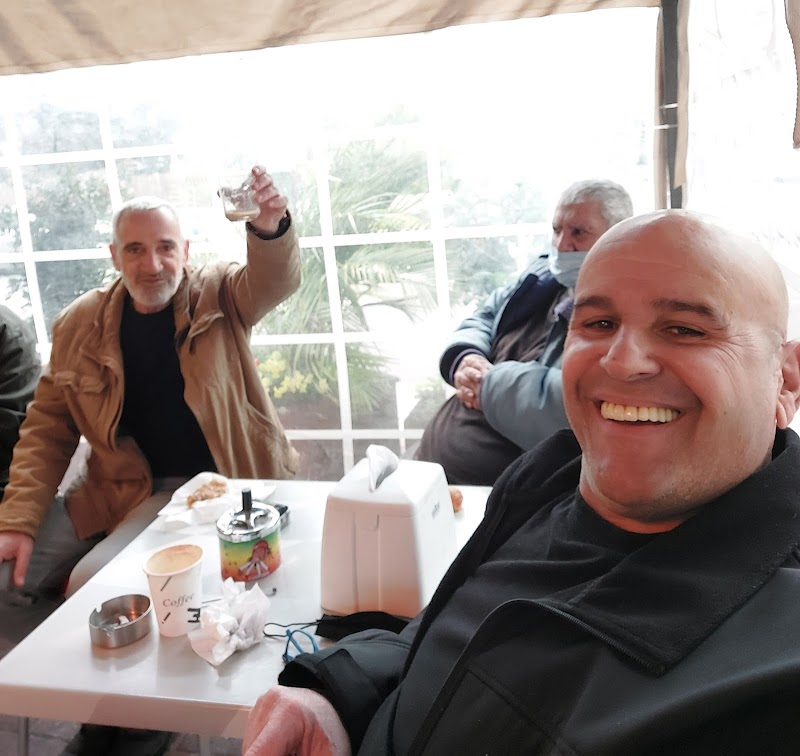 לארג' קפה