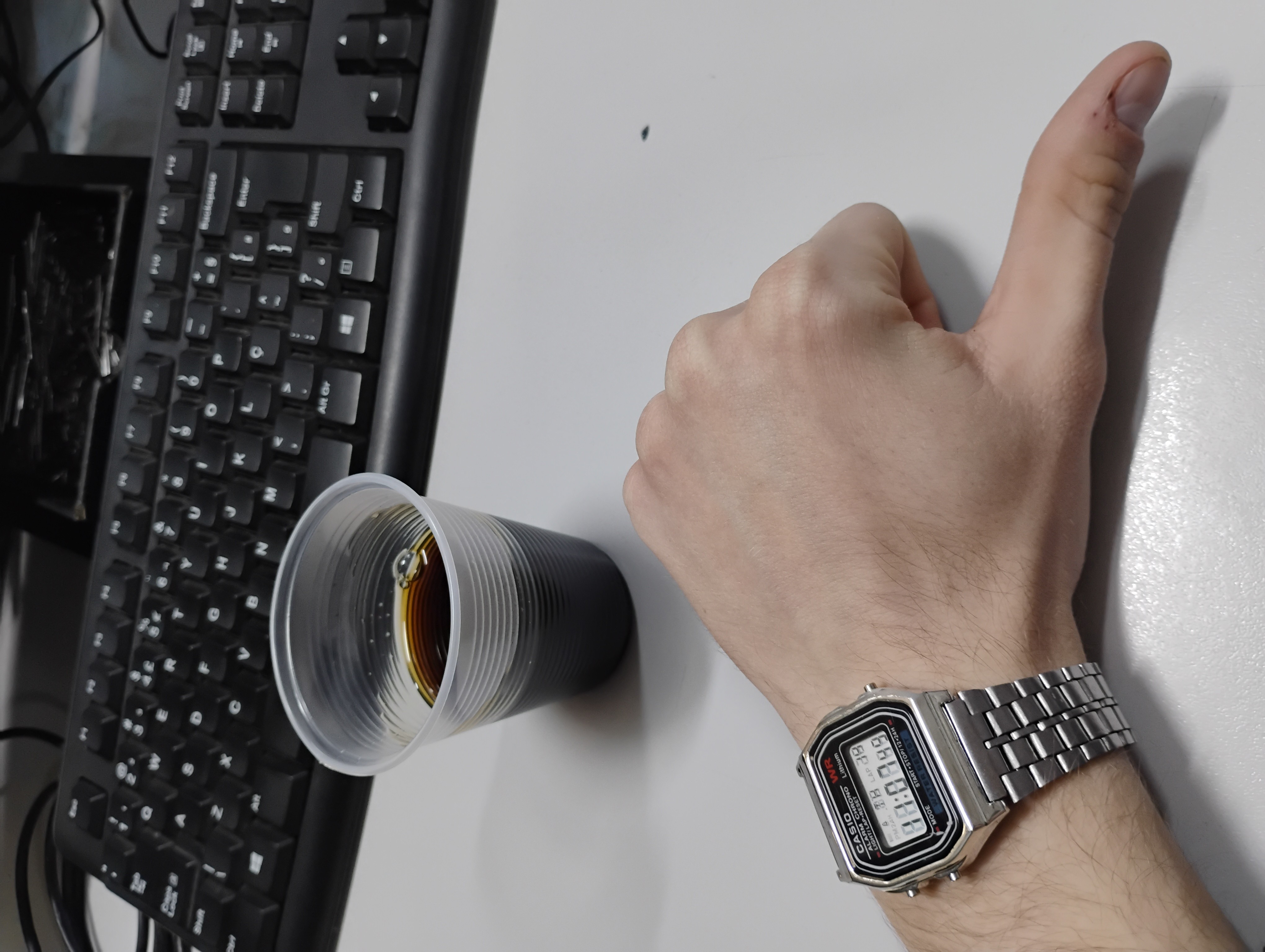 Não é um dos melhores cafés que já tomei, porém, para um ambiente de trabalho ele funciona muito bem, principalmente se foi eu que fiz rsrs ☕