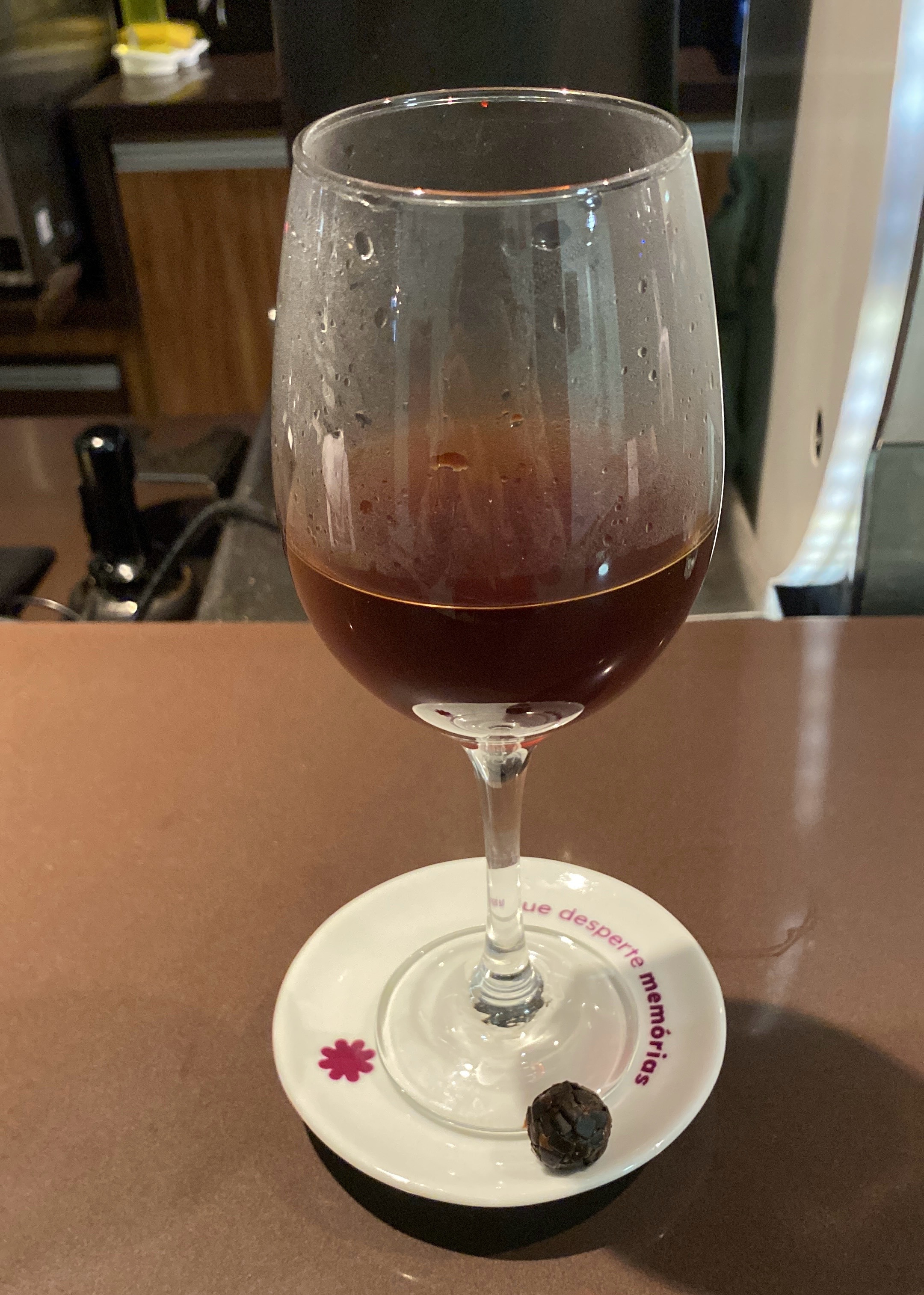 Um café suave e delicioso no clever. O grão não estava tão fresco e deu pra sentir no paladar. Mas maravilhoso ainda assim. 