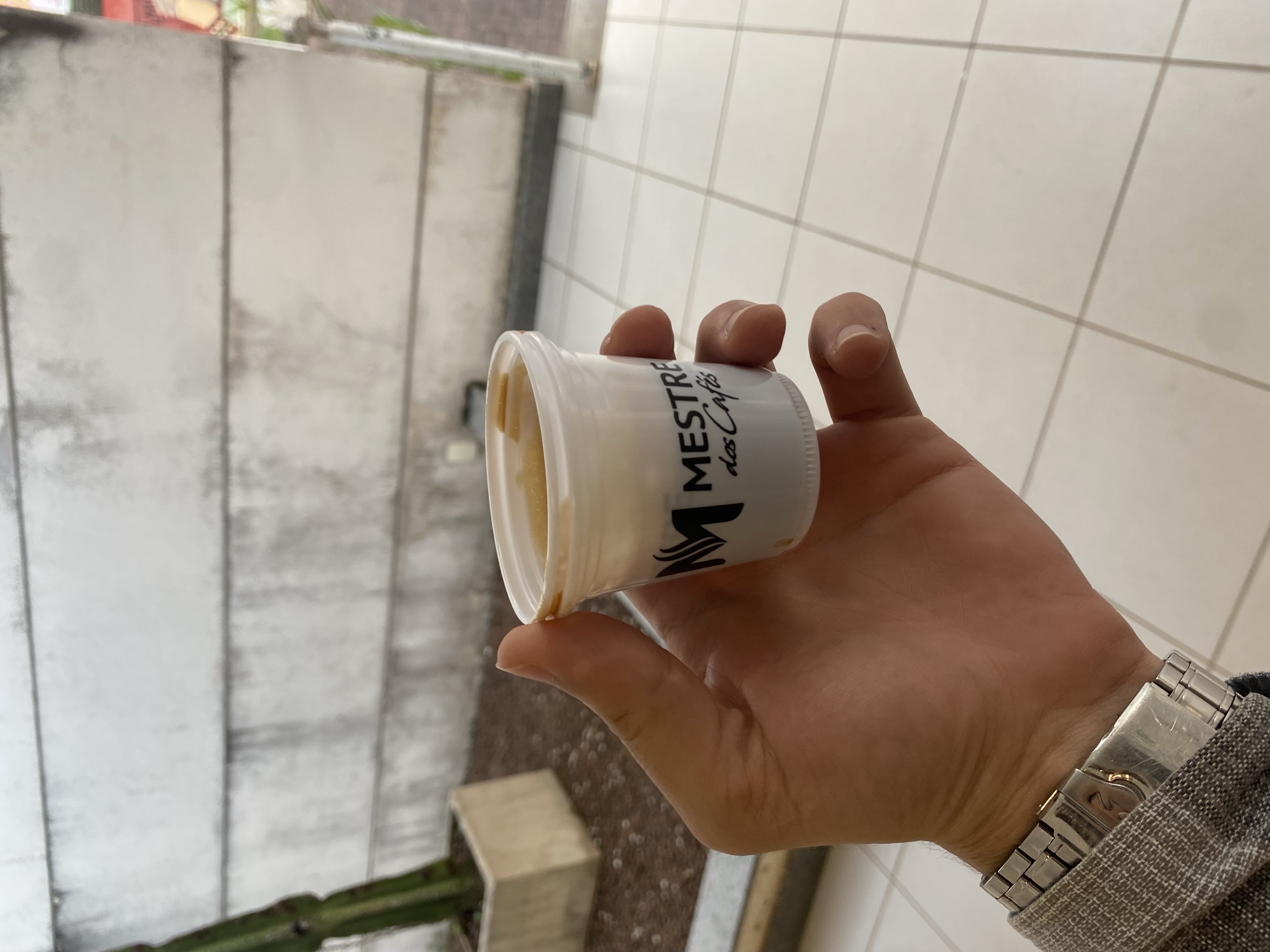 De volta à UFJF. Aquele café sem graça que a gente ama. 