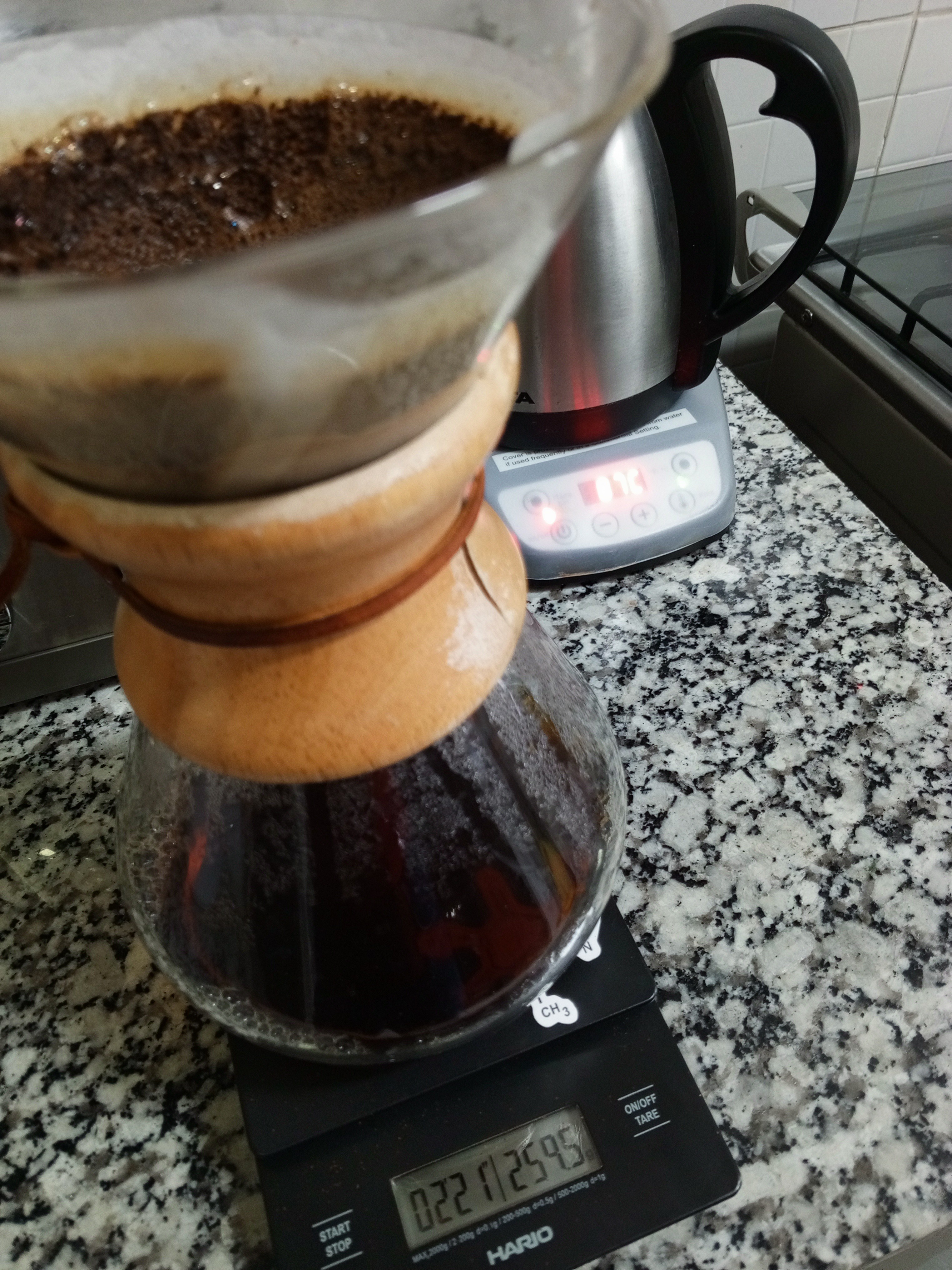 The last of my Seven Days 😭 showing my beloved and faithful Chemex that my friend Bernadette gave me ❤️