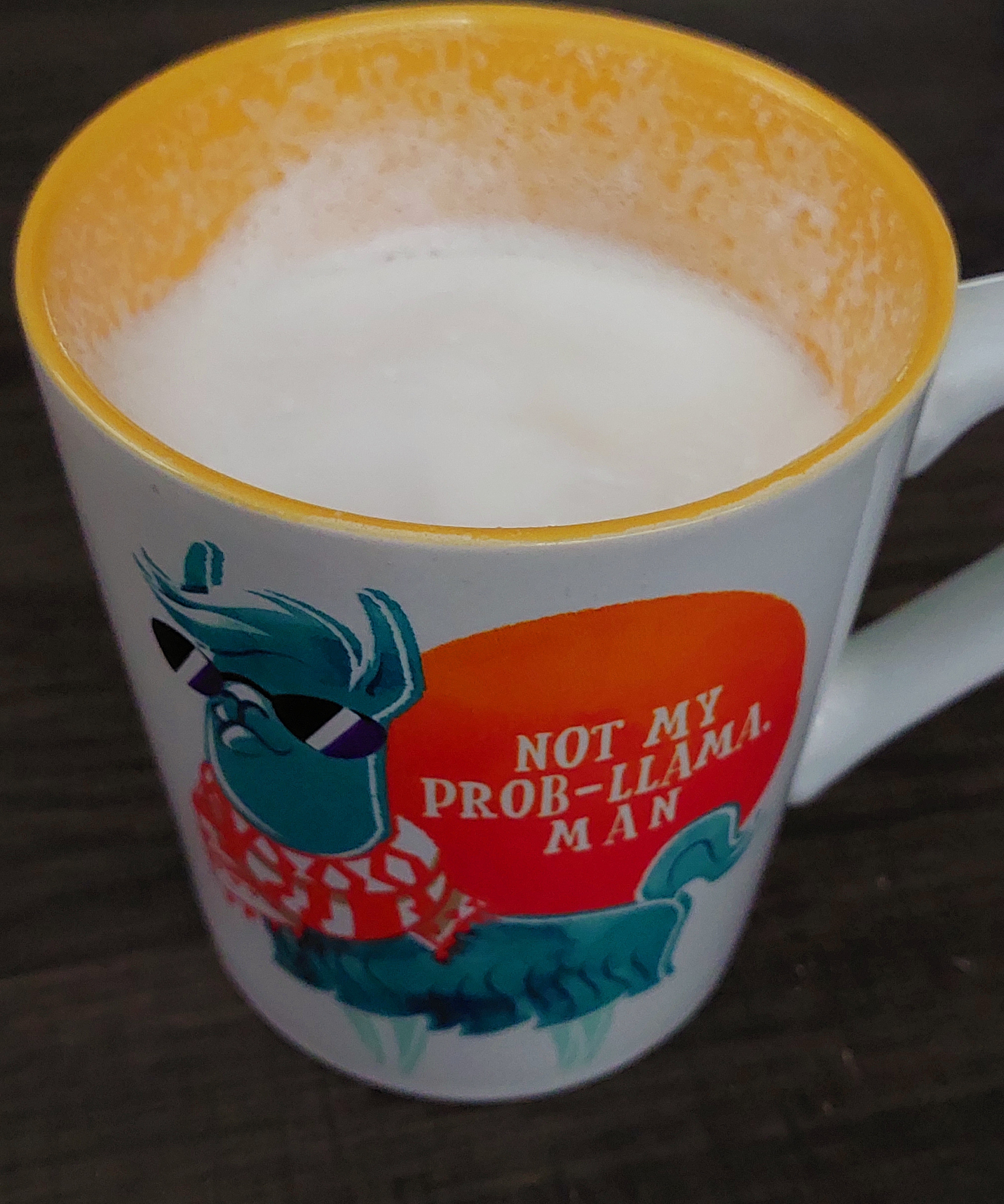 Have already been diving into today's first cup...
Bones Holy Cannoli with Italian Sweet Crème Foam
Happy Monday, all! 🥴☕️☕️☕️☕️☕️☕️☕️😅