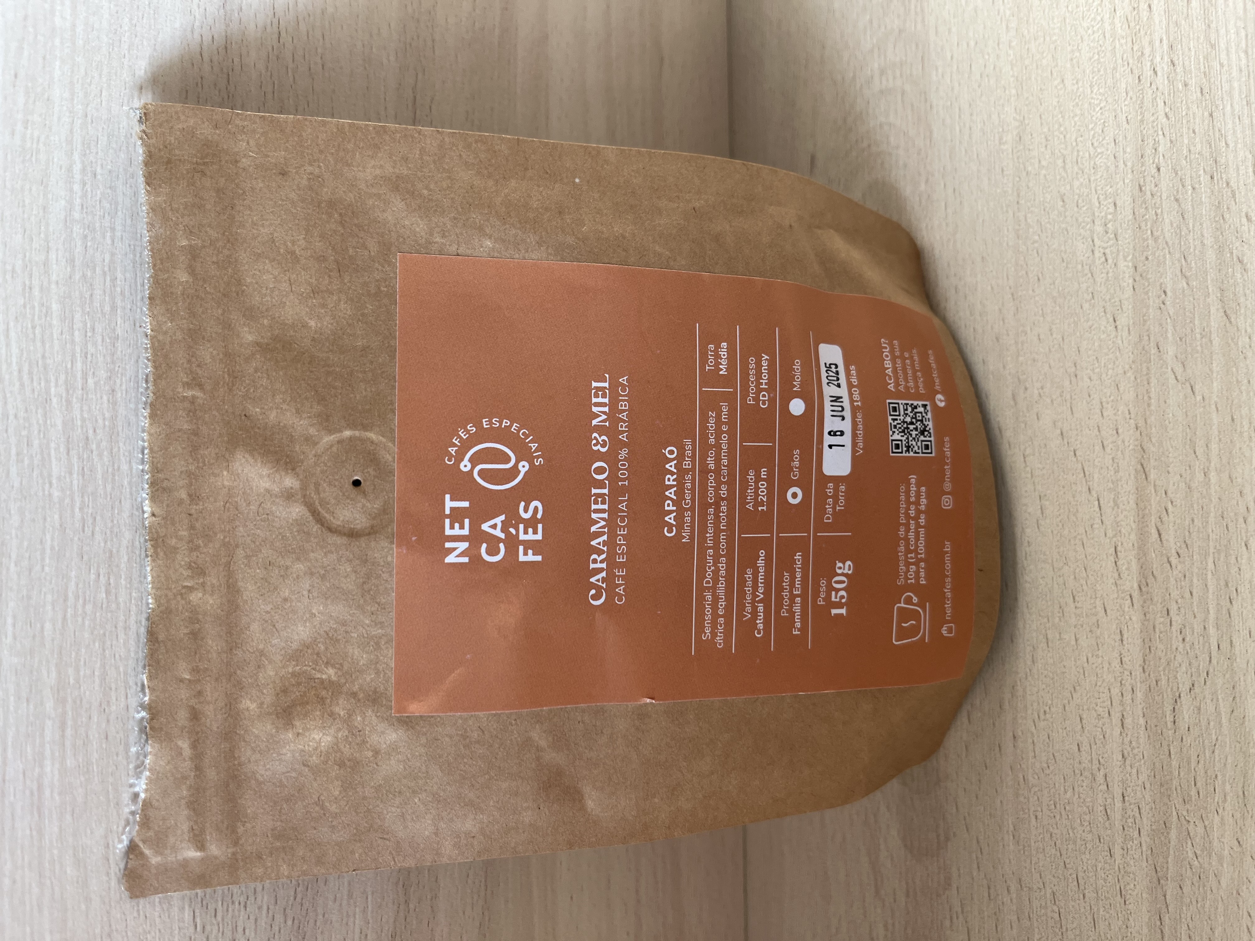 Fiz na proporção de 7g para cada 100mL de água. Não consegui encontrar os aromas e as notas propostas pelo indicadas descritas.
Testei várias receitas e proporções diferentes, porém não senti intensidade na doçura, nem as notas sensoriais, senti levemente.
Não vale o custo/benefício, não recomendo a compra.