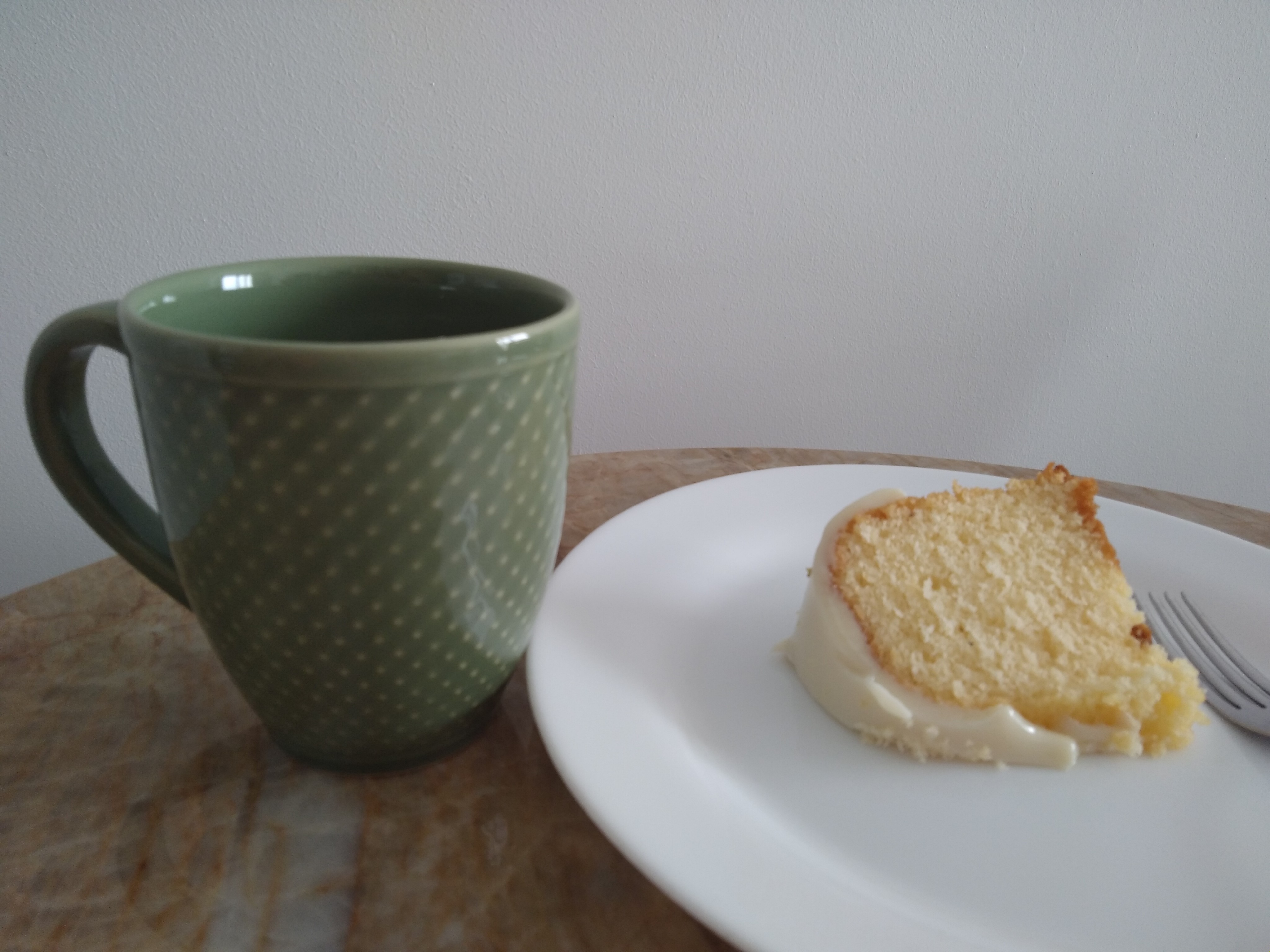 Café filtrado na Melitta + bolo de limão 😋