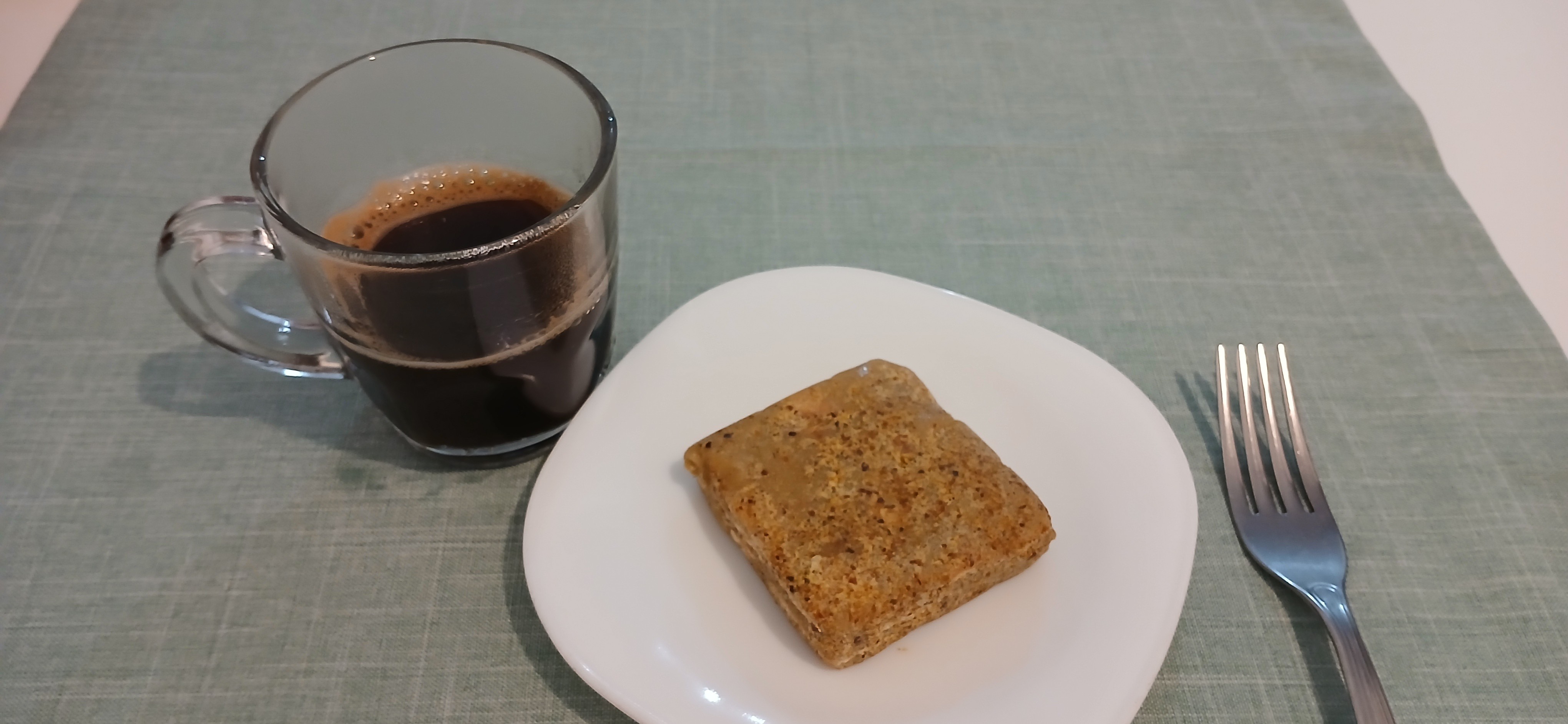 Café e palha italiana de... pistache! 🧆😅