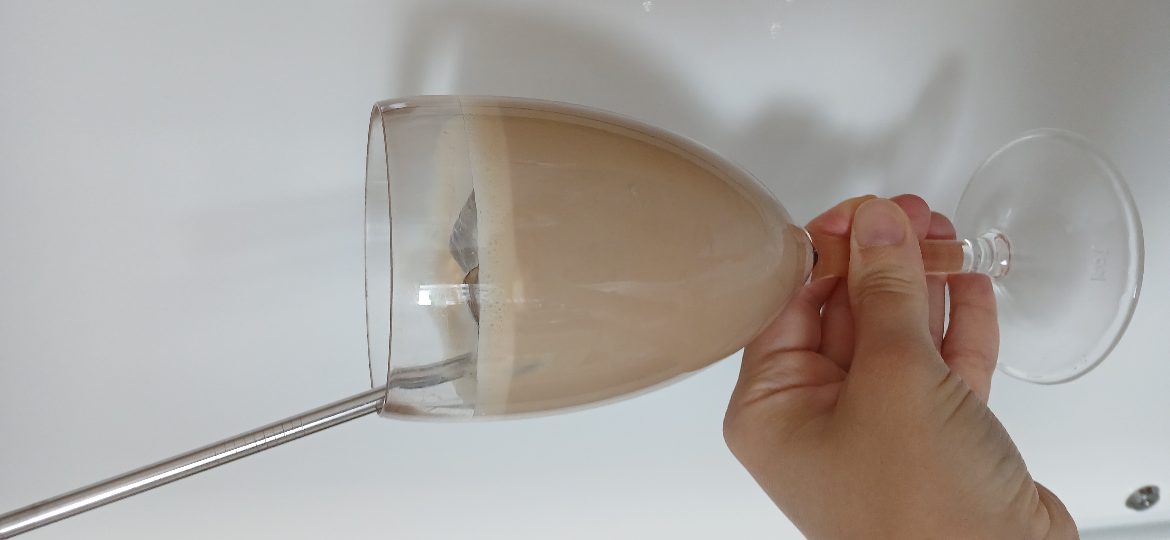 Olá!
Alguém já viu esse Nescafé Ice? 🥤✨️😋
Gostei da proposta. Dissolve em água gelada ou leite gelado. Prático. 
Só achei o gosto um pouco de 