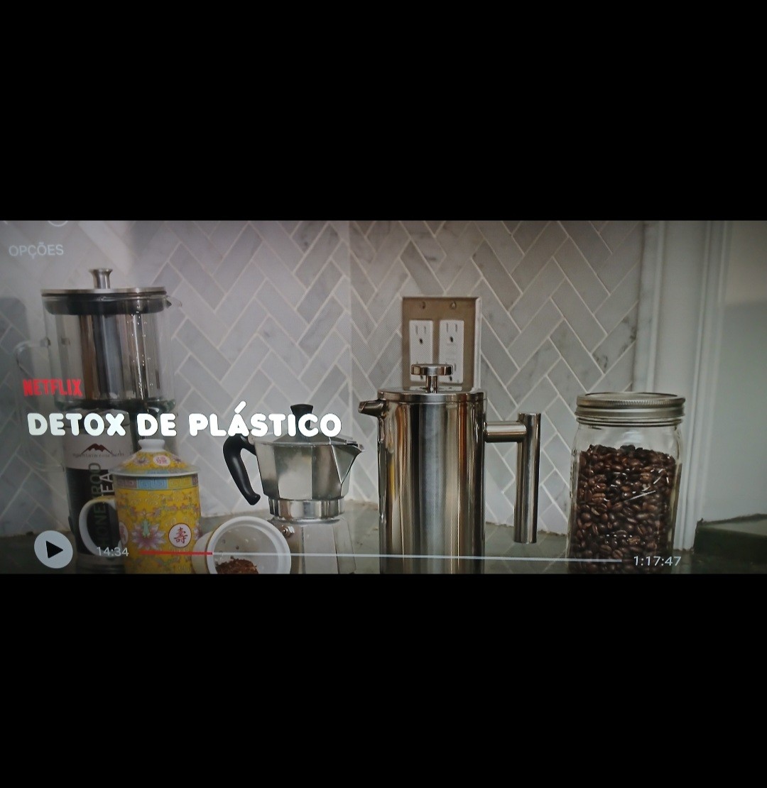 Hoje assisti ao documentário 