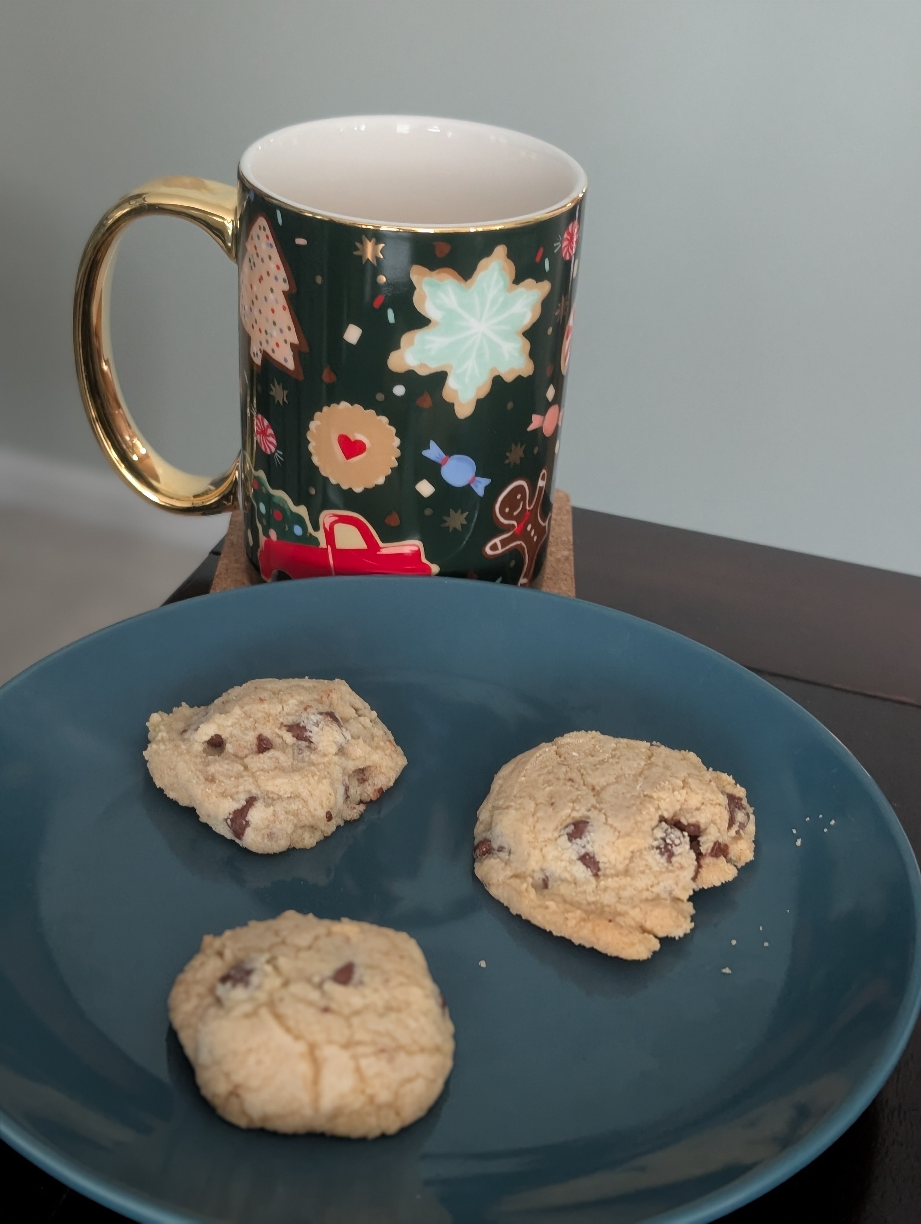 Enjoying some homemade cookies with a big coffee to make it through a rainy, dreary Monday morning