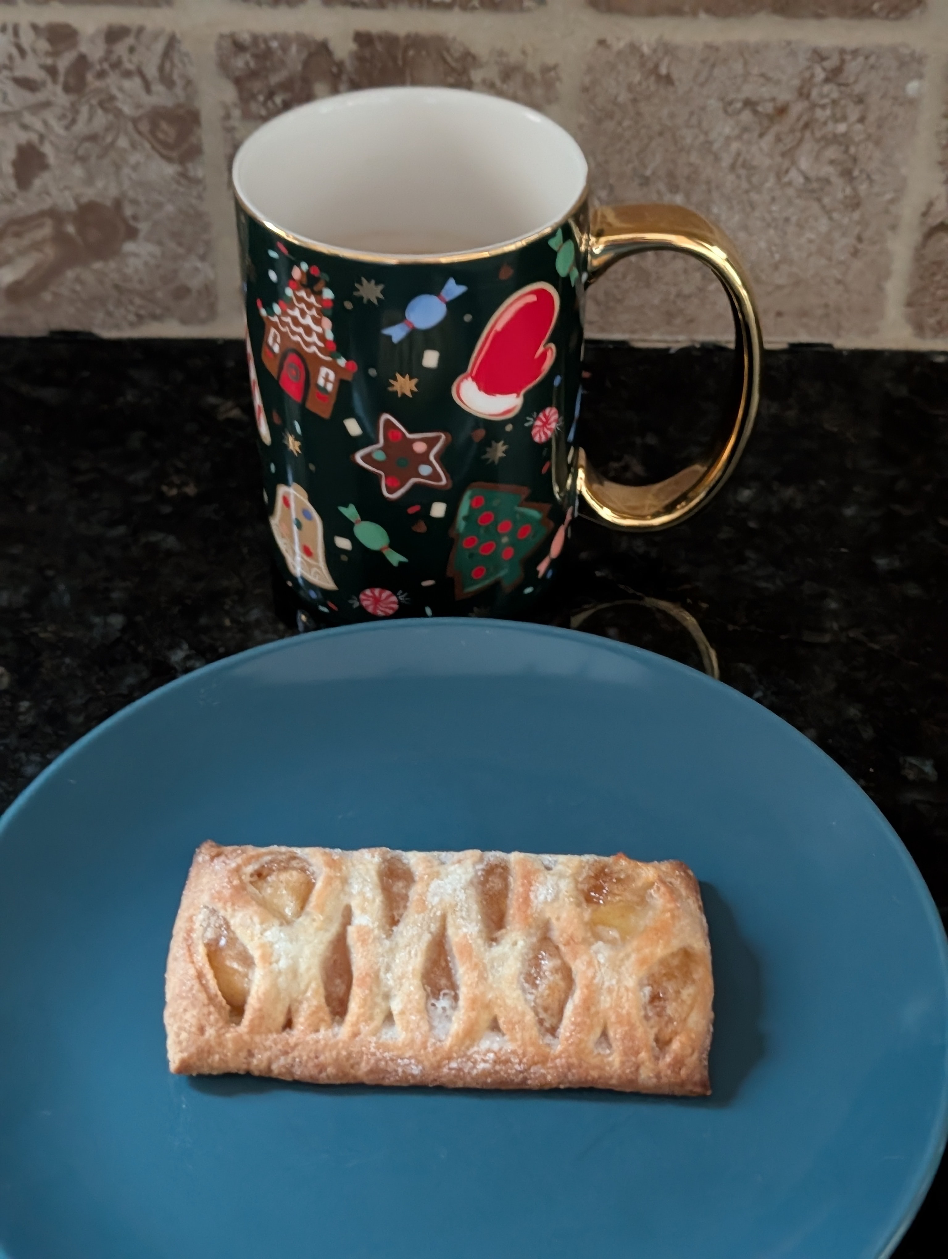 My nose congestion helped with toning down sweetness of the coffee which helps with pairing with I reheated in an air fryer McDonald's apple pie - yummy between meetings