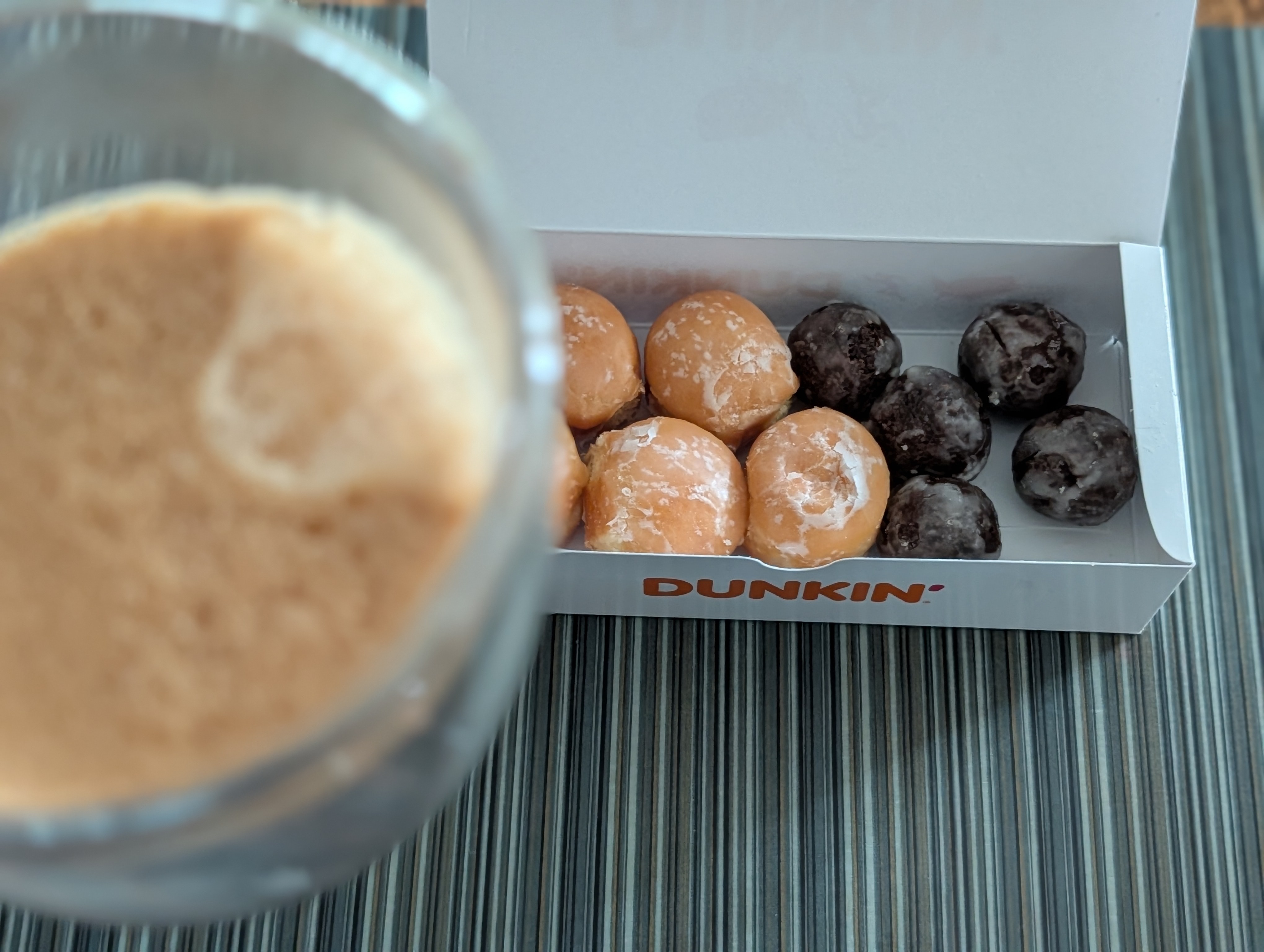 A whole new batch of donut holes for today: just the classics