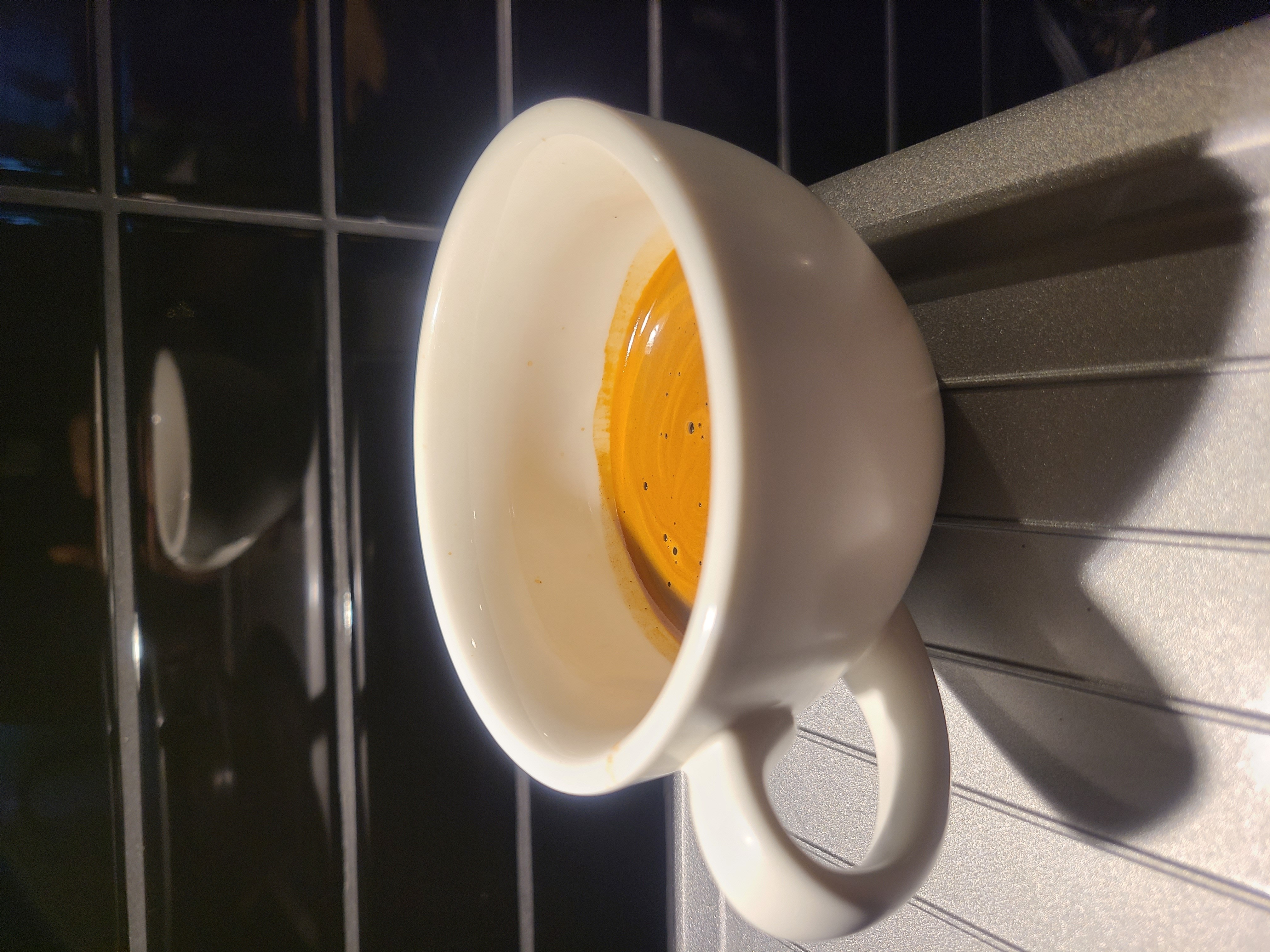 Great berry and peach notes,  especially coming through after 3-4 weeks resting, post roast. 